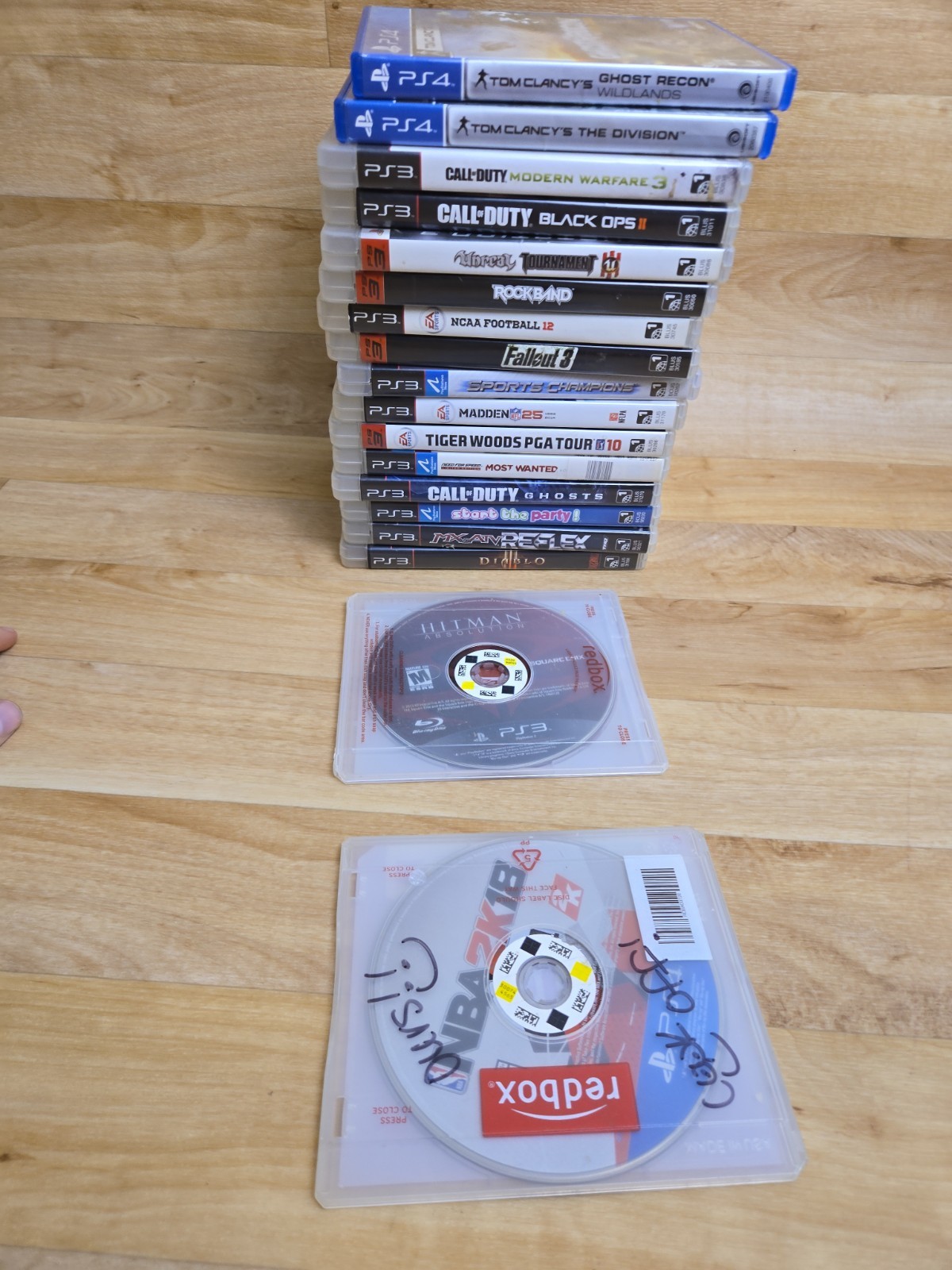 18 Assorted PS3 And PS4 Games Call Of Duty, Rockband,madden Fallout And More