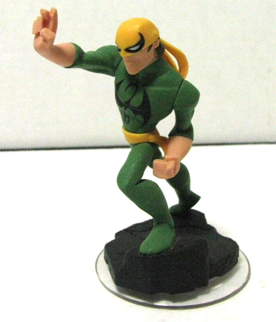 Disney Infinity Iron Fist Marvel Spiderman 2.0