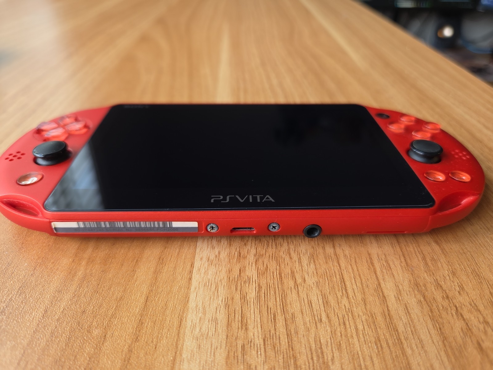 Sony PS Vita 2000 Slim PCH-2000 – Metallic Red – GREAT tested