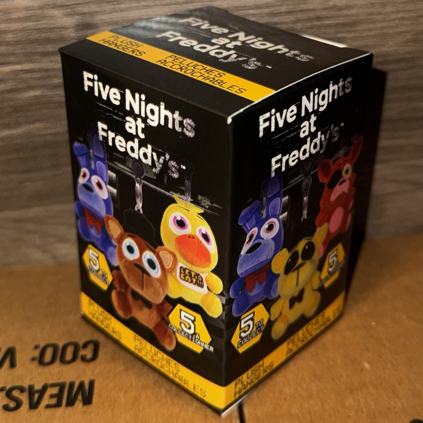 Five Nights at Freddy’s Chica Mystery Plush Hanger Keychain Backpack Clip FNaF
