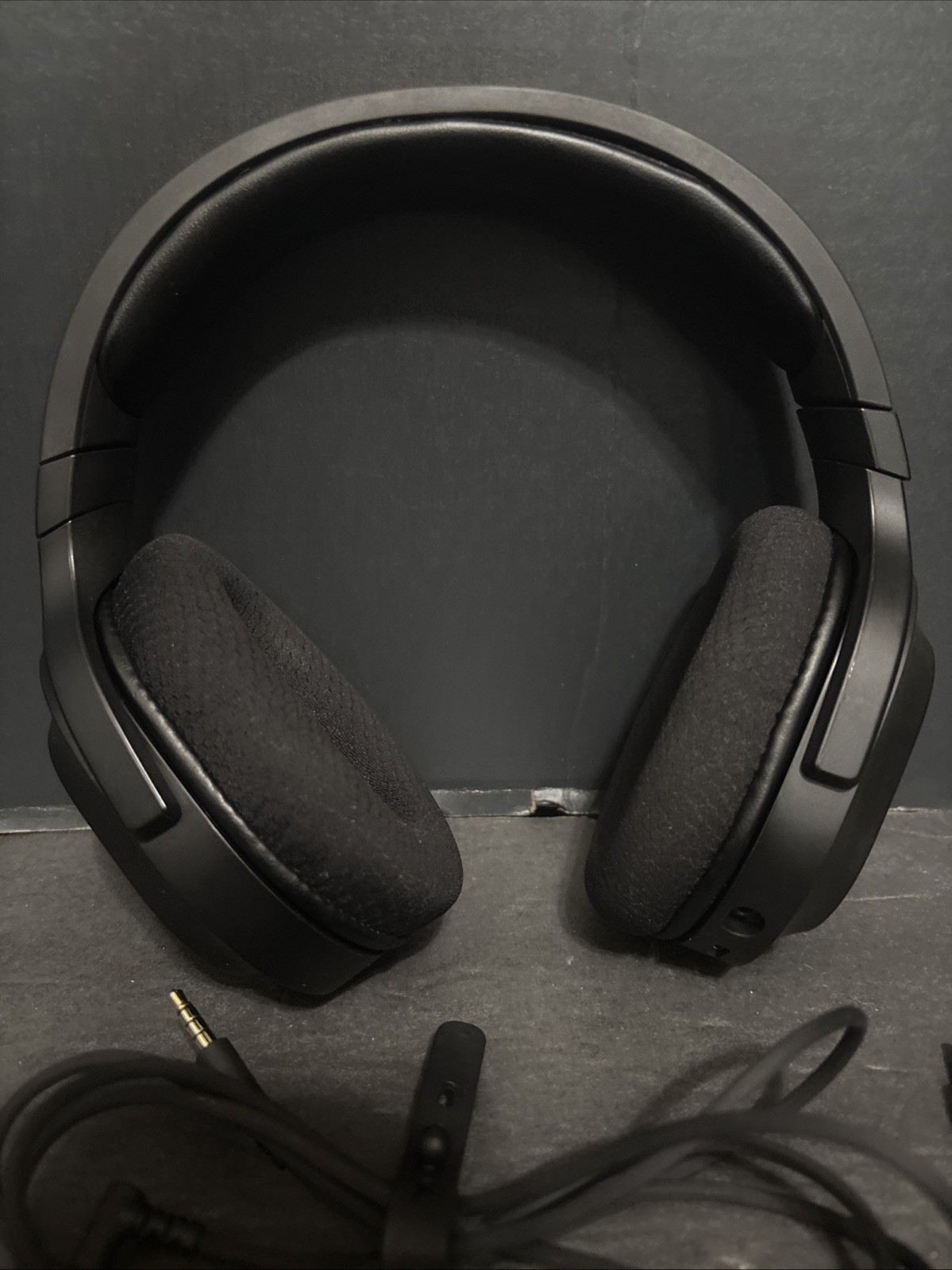 Razer Barracuda X Ear-Cup Headsets – Black (RZ04-0380) – Missing Dongle