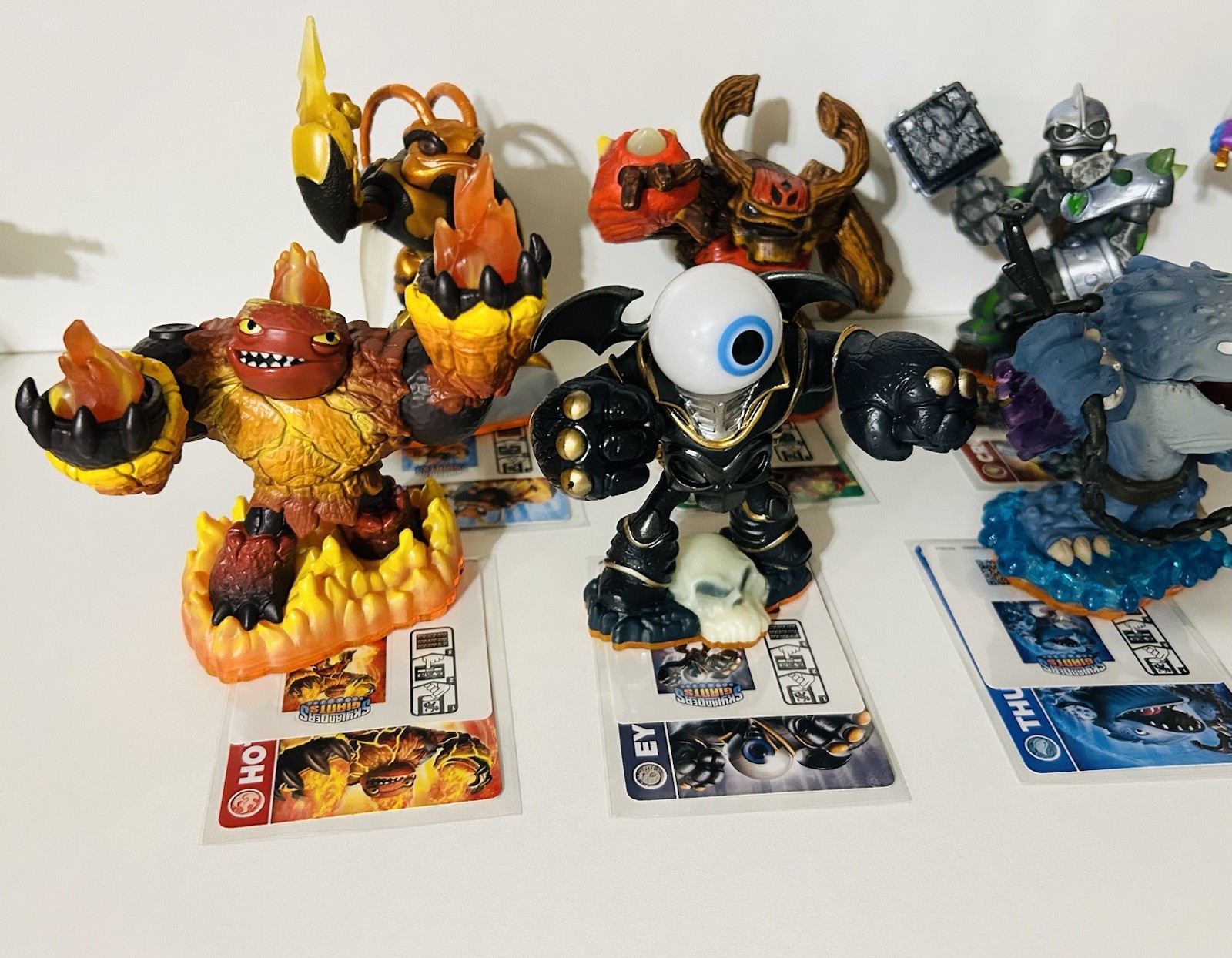 Skylanders Giants Master Giants Complete Set of 8. All Elements