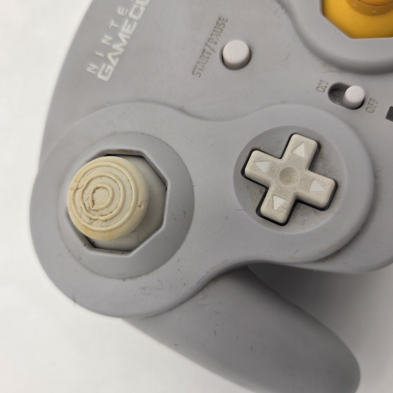 Nintendo Gamecube GC Wavebird Controller Gray NO DONGLE Lot Of 2 – Tested