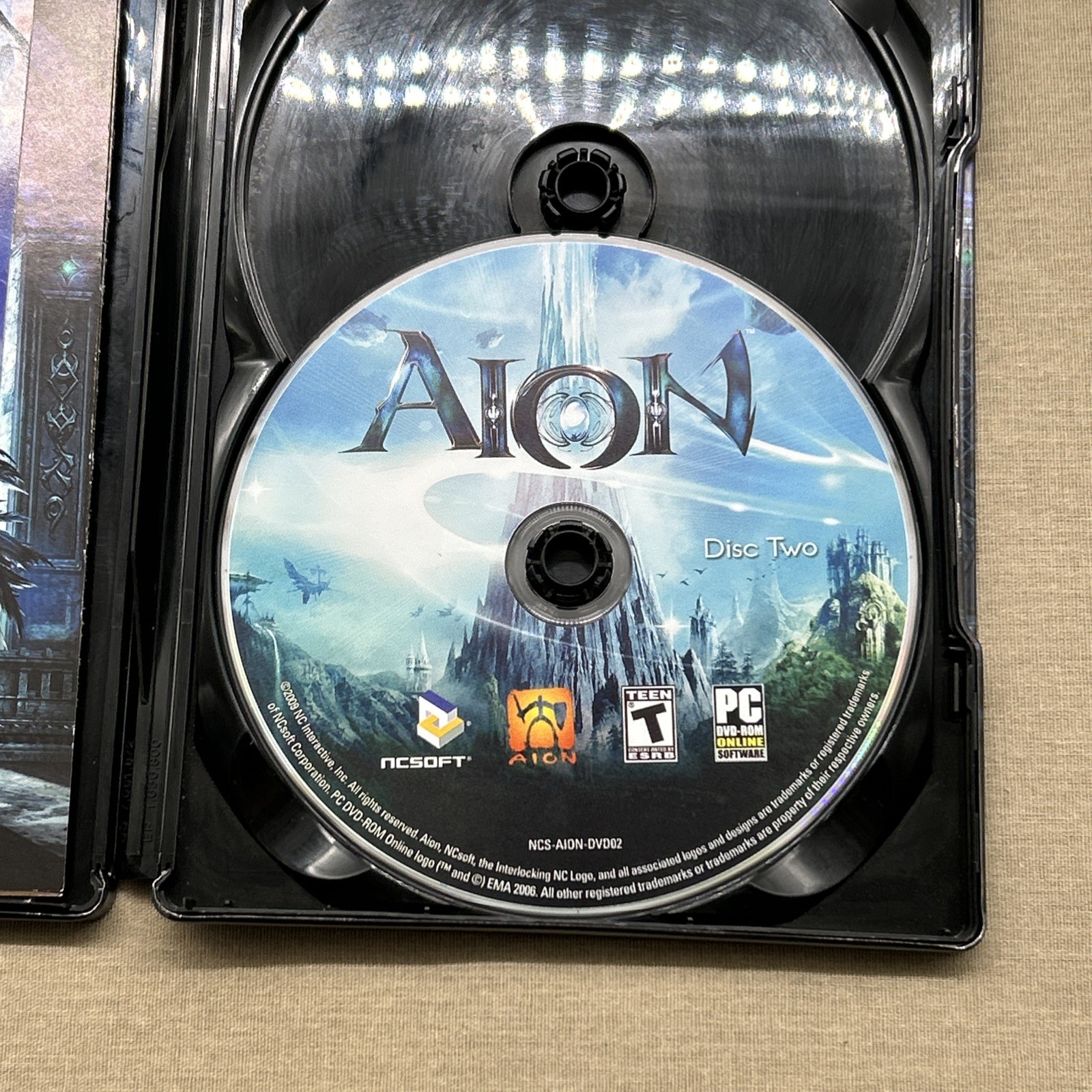 Aion (PC 2009 DVD-ROM 2-Disc STEELBOOK) Complete MMORPG Strategy Adventure Game