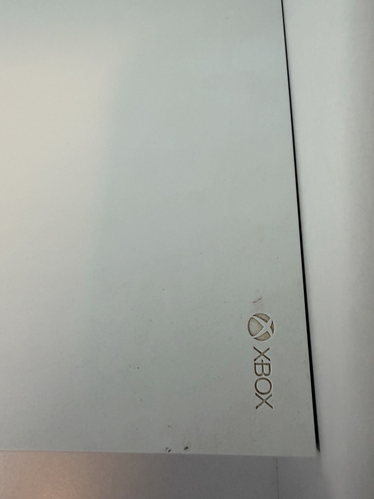 Microsoft Xbox One S 500GB White Console 4K UHD Blu-Ray Compatible MPN 1681