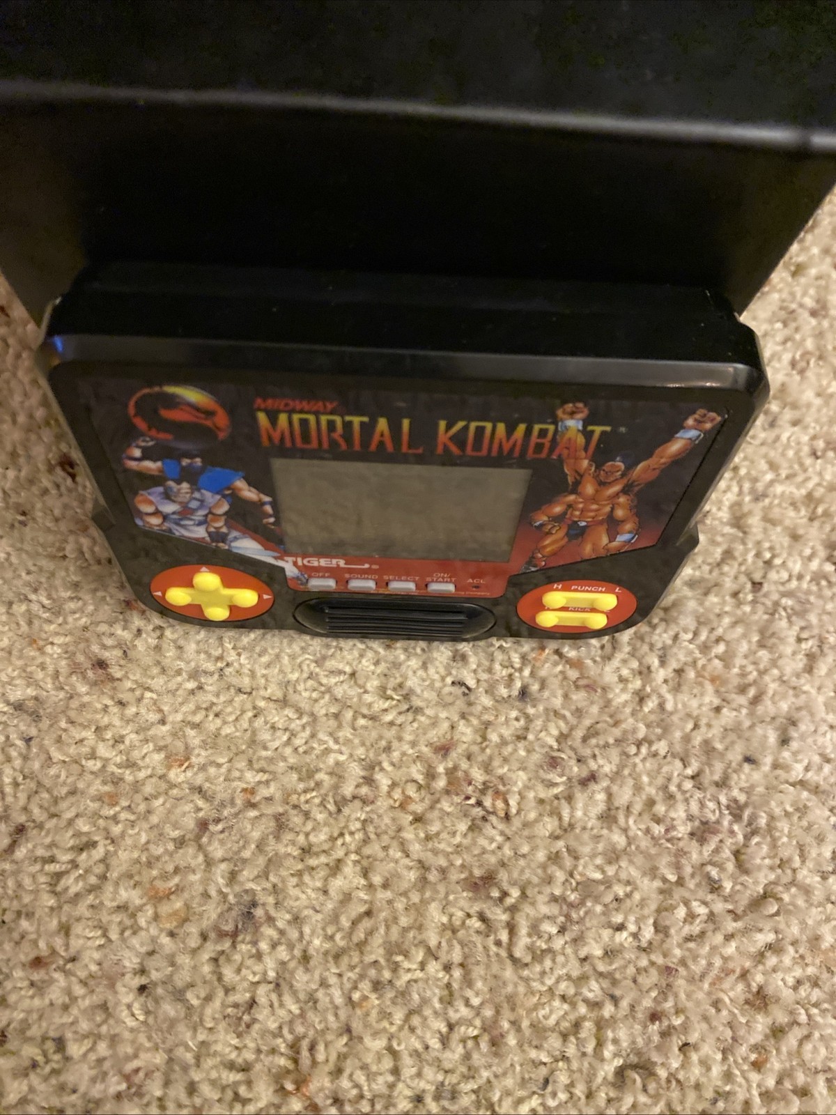 Tiger Midway Mortal Kombat LCD Vintage Electronic Handheld Game Working! Nice!
