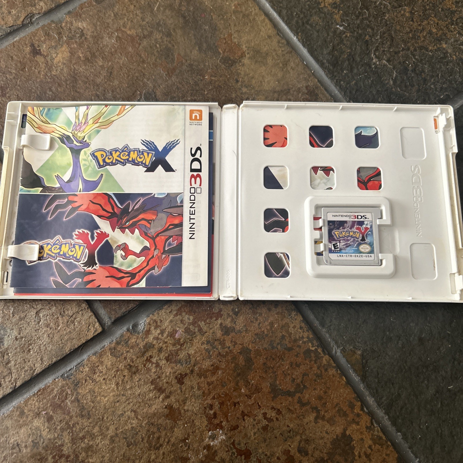 Nintendo 3DS Pokémon Y Game ,Cartridge , Case And Manual 2013