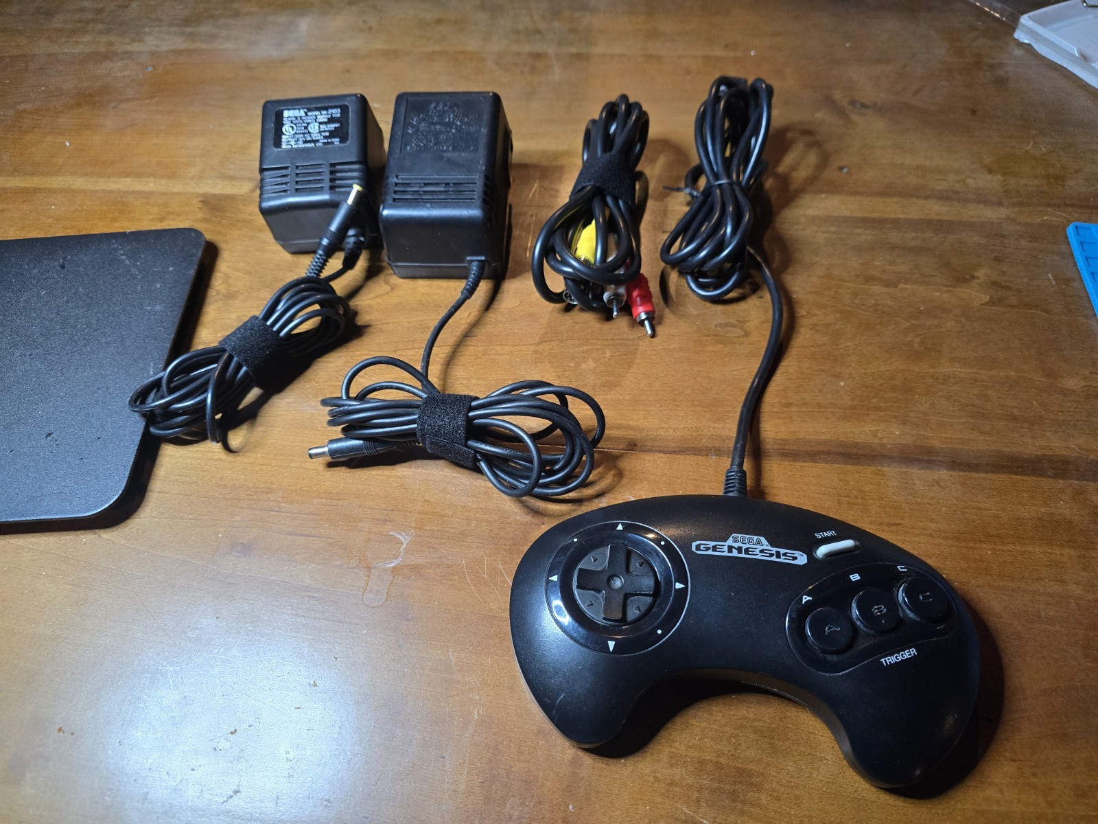 SEGA Sega Genesis Console + Sega CD Bundle Controller AV/Power Cables Games 1992