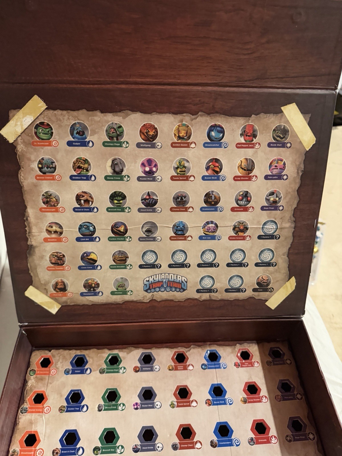 Skylanders Trap Team Collector Storage Box with Traps Rare Collectible
