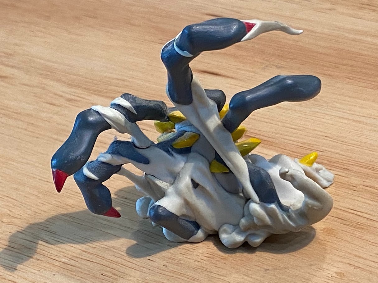 Giratina Pokemon Preorder Bonus Figure Kaiyodo 2009 Exclusive Japan H05 2.6in