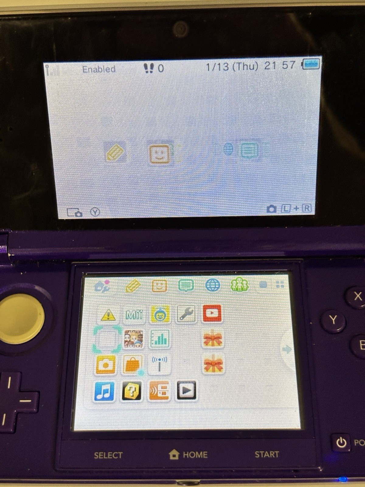Nintendo 3DS Midnight Purple Handheld Console System Charger Tested & Working