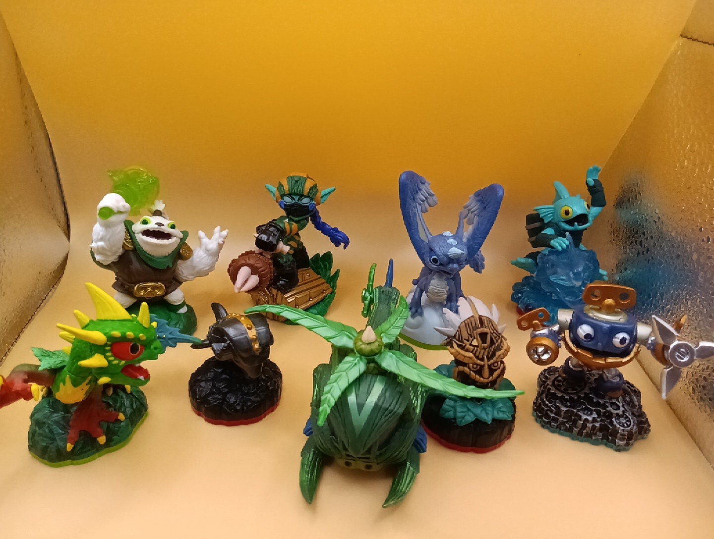 Activision Skylanders Toy Lot Of 9 Activision L@@k Nice Condition!