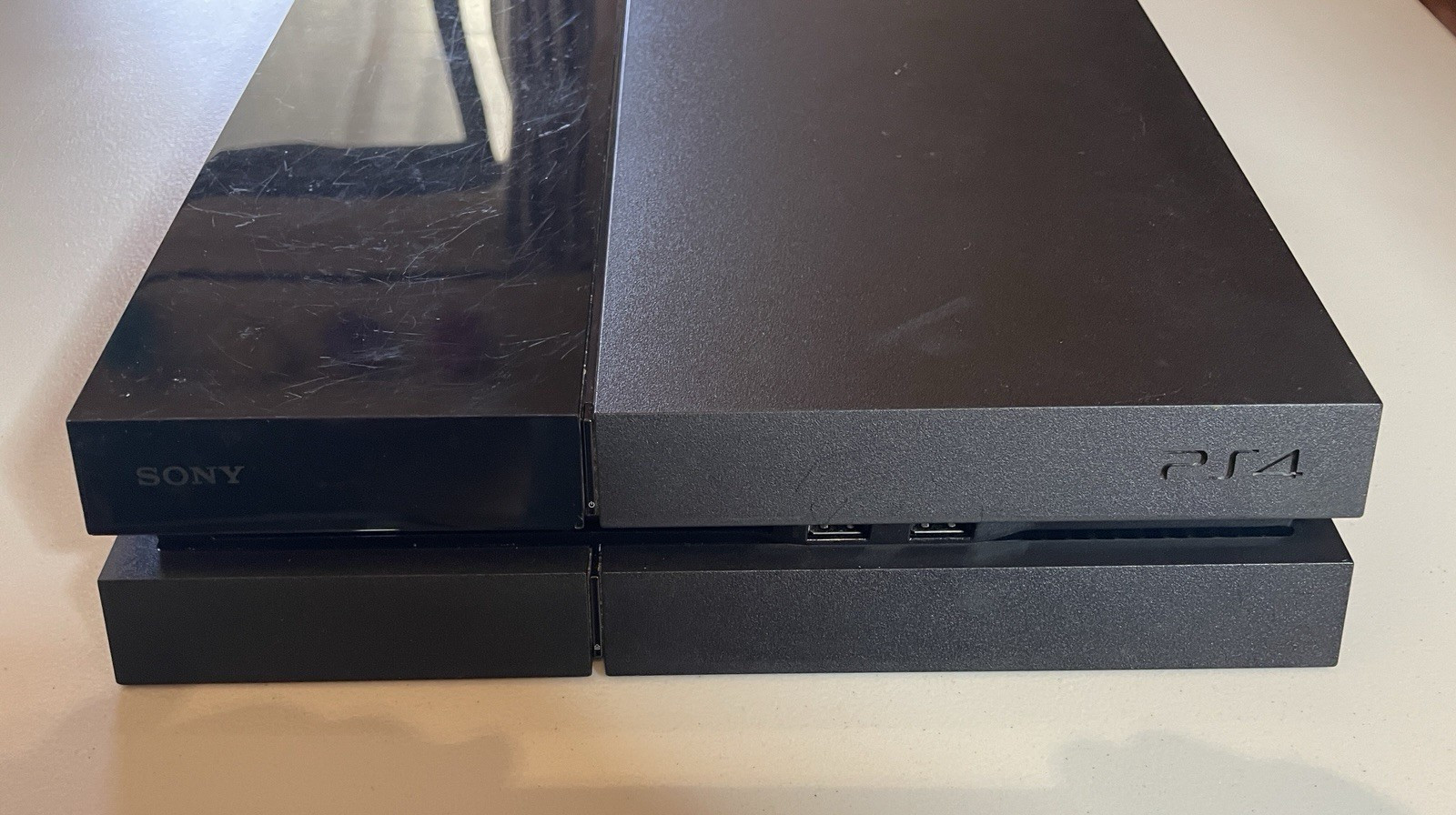 Sony PlayStation 4 Console 500GB (CUH-1001A)