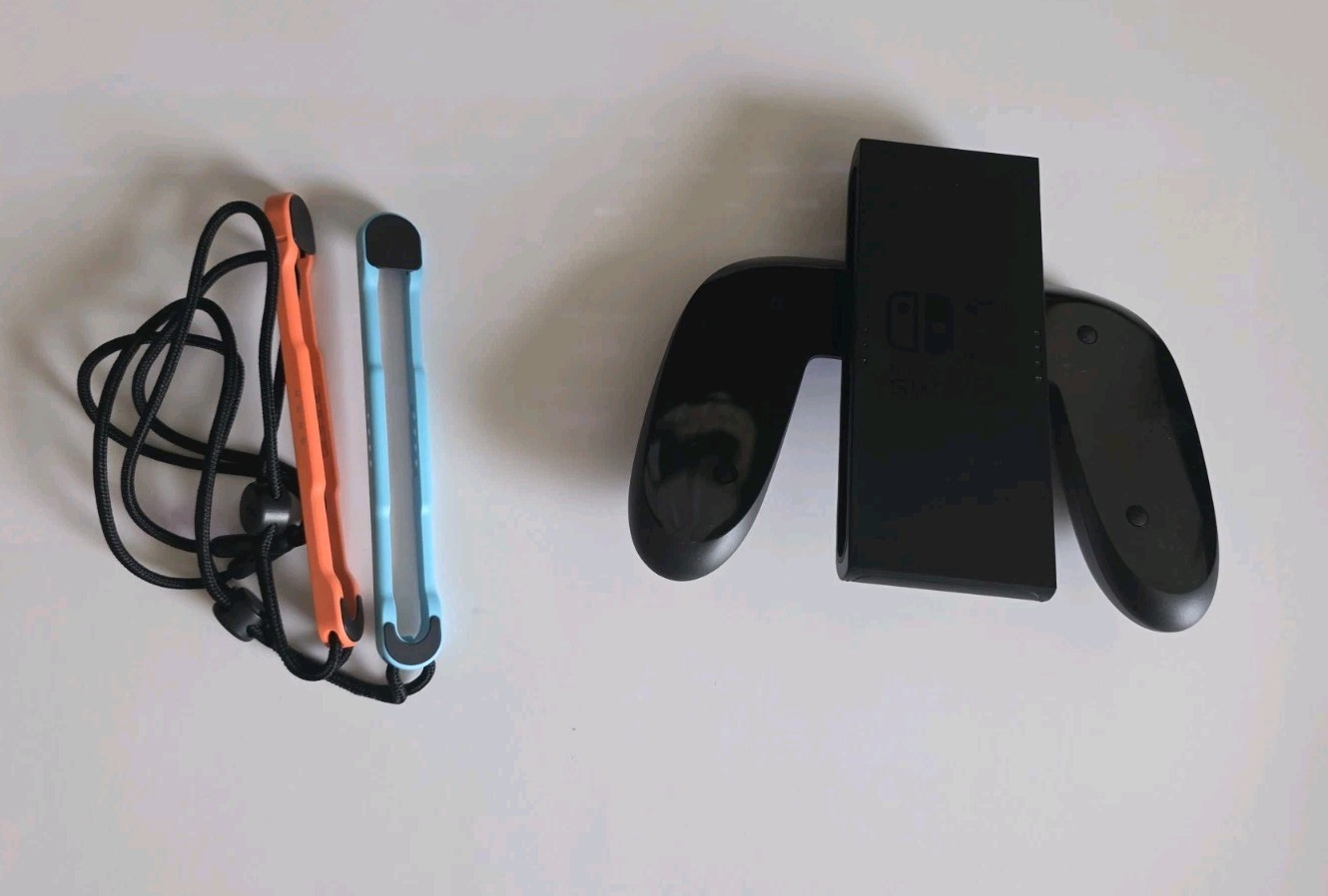 NINTENDO SWITCH 2 CONSOLE BUNDLE – COMPLETE