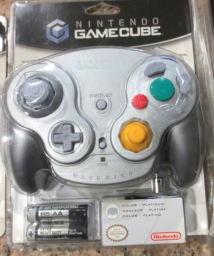 GAMECUBE WAVEBIRD PLATINUM CONTROLLER MODEM ADAPTER MEMORY 1019 CARD NEW OEM