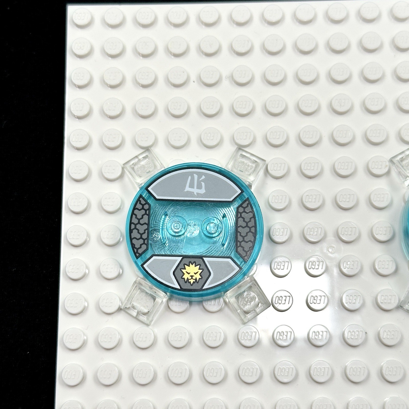 LEGO Dimensions Toy (2) pc Base Disc Tag Only Lot – Ninjago – Zane – Sensei Wu