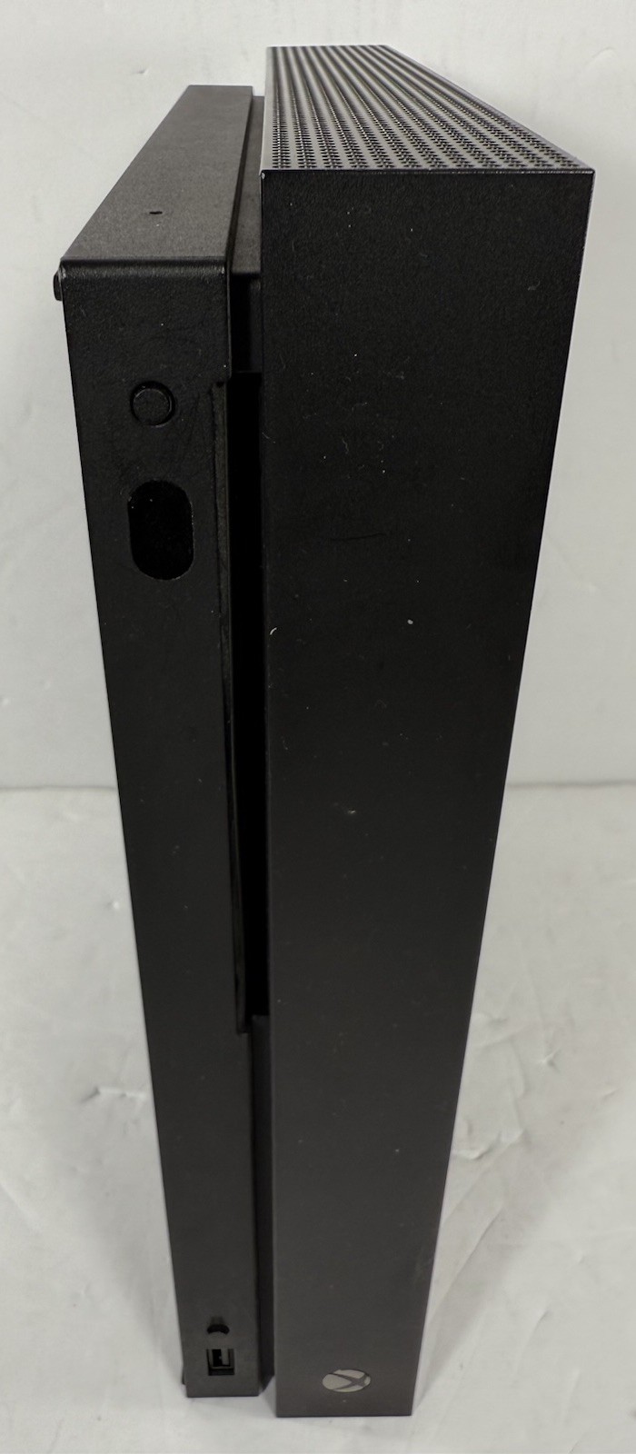 Microsoft Xbox One X Console 1TB Black + Controller & Cables – Fallout 76 Bundle