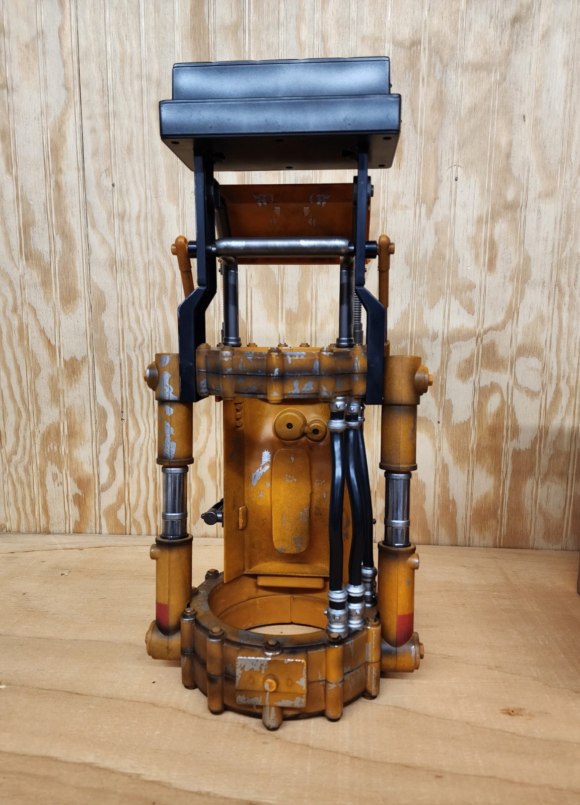 Fallout Replica Power Fist Chronicle Collectibles NIB