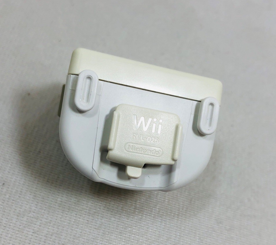 OEM Wii Remote White W/Wii Motion Plus Adapter + Black Slip Cover Tested Cleaned