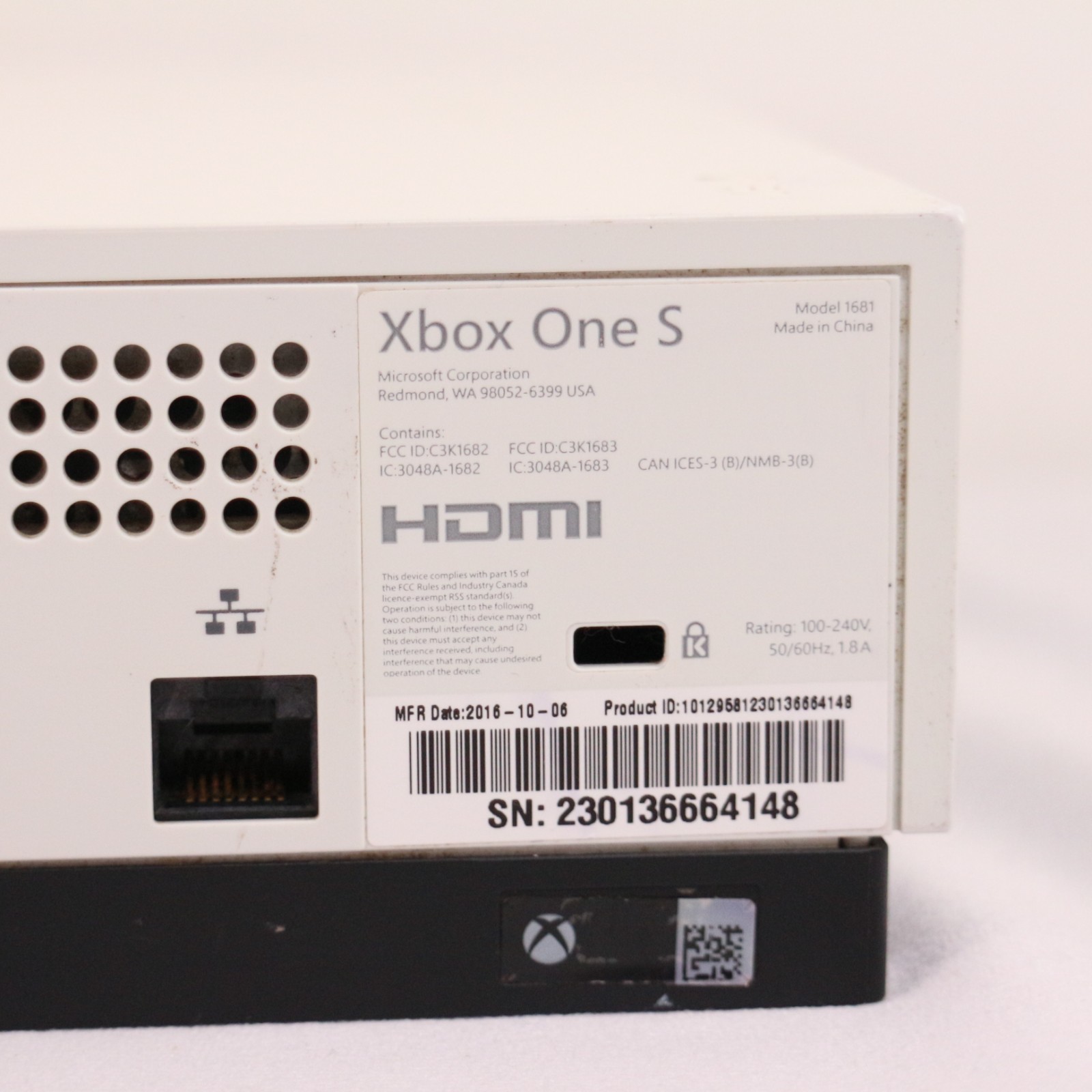 Microsoft Xbox One S 1681 Gaming Home Console White w/Wireless Controller TESTED