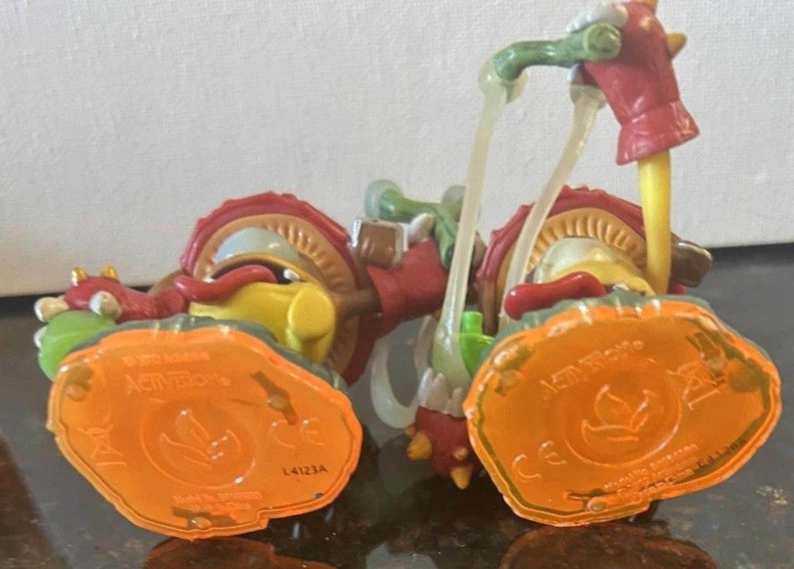 Skylanders LIFE ELEMENT Lot of 5 Nitro Stealth Stinger, LightCore Shroomboom Elf