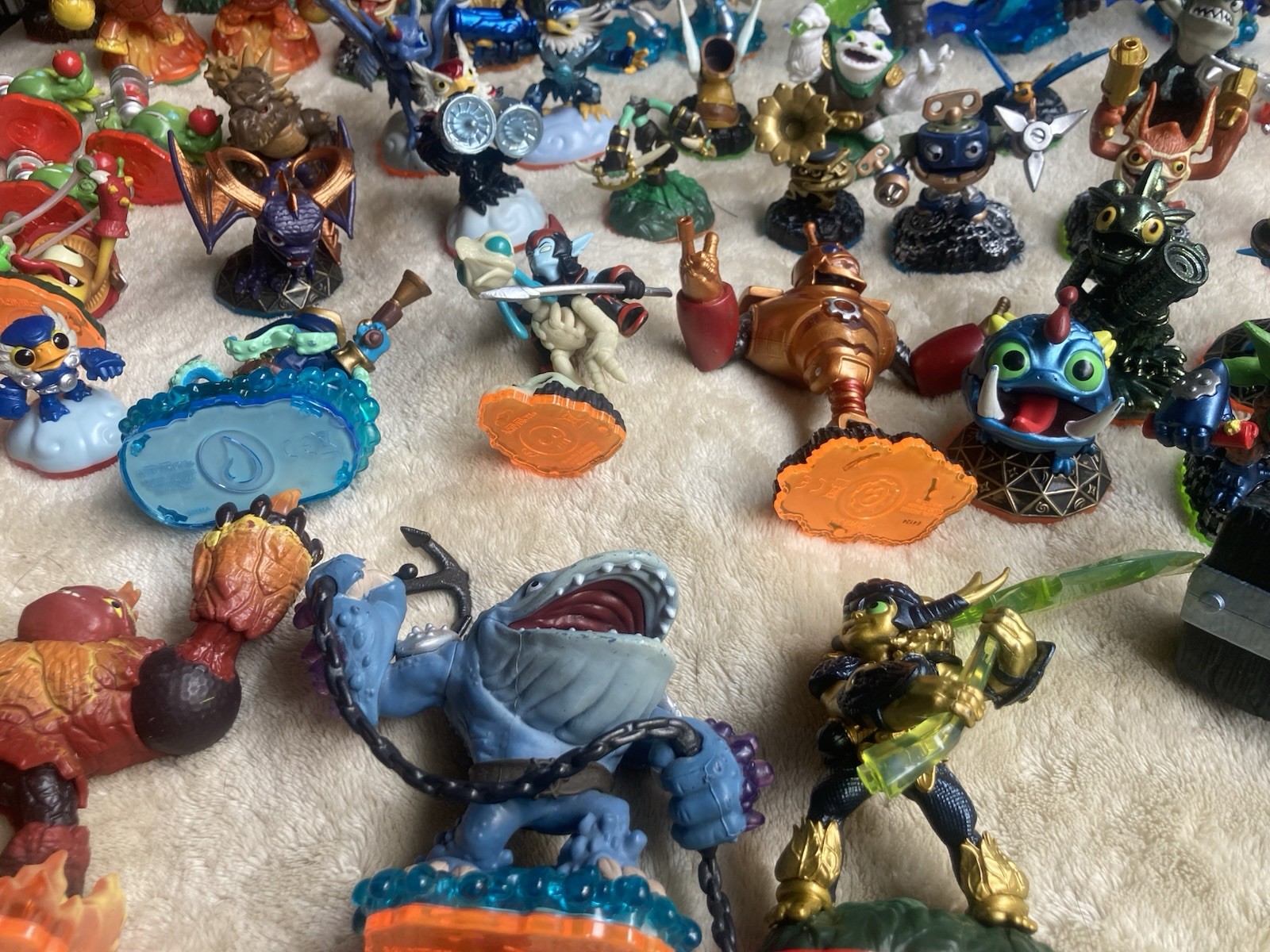 Skylanders Activision Character Action Figure Large Mixed Bundle Lot 58 Pieces