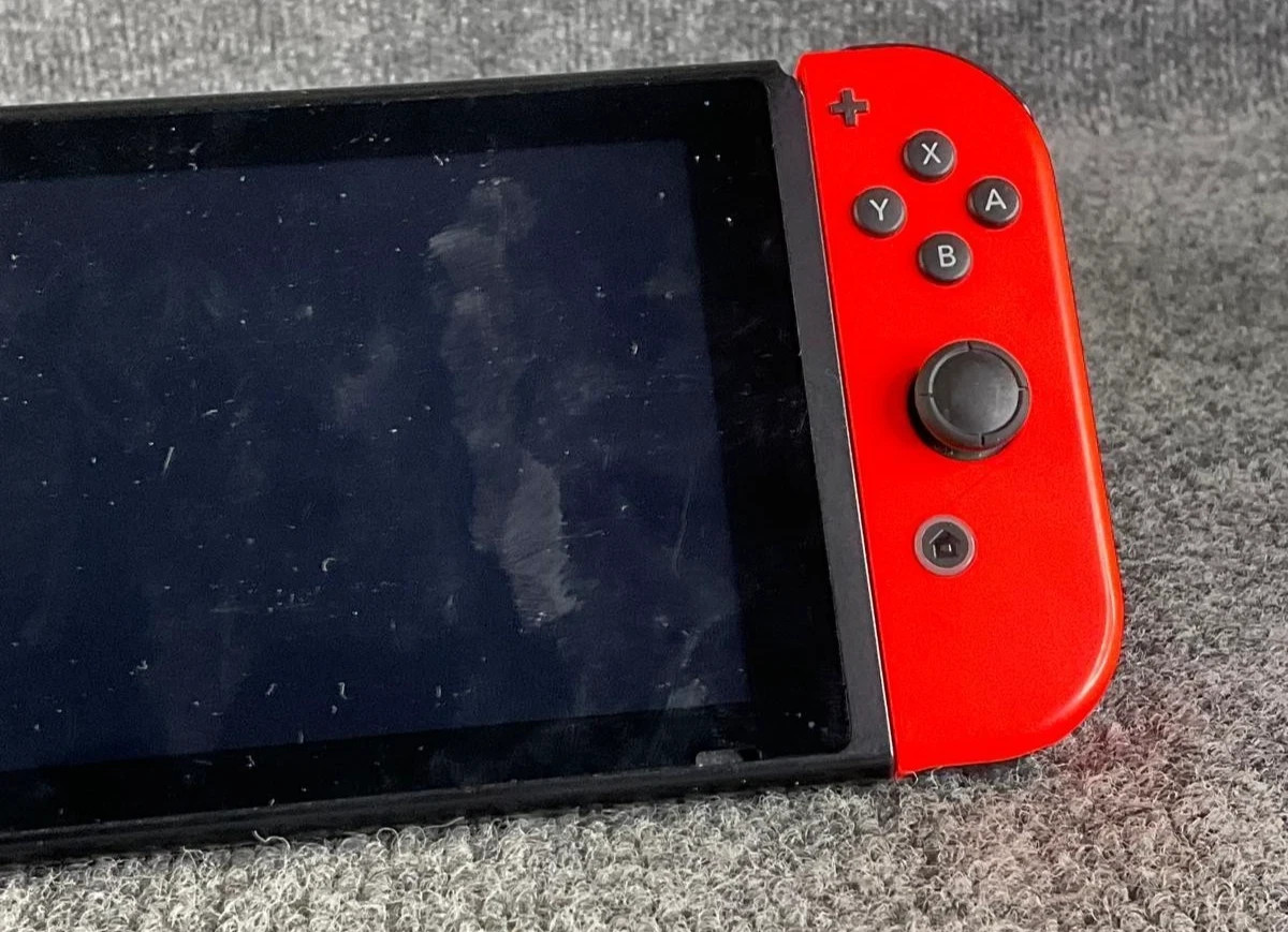 Nintendo Switch 32GB Console Neon Red Blue Joy-Cons Used Box