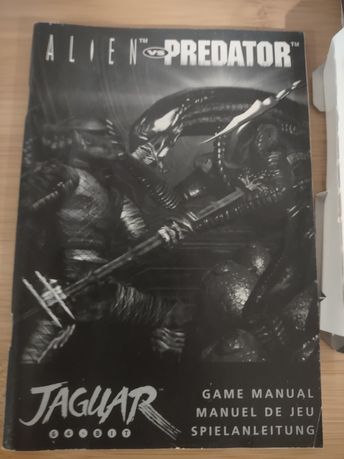 Alien Vs. Predator Atari Jaguar Game Cartridge with Box & Manual