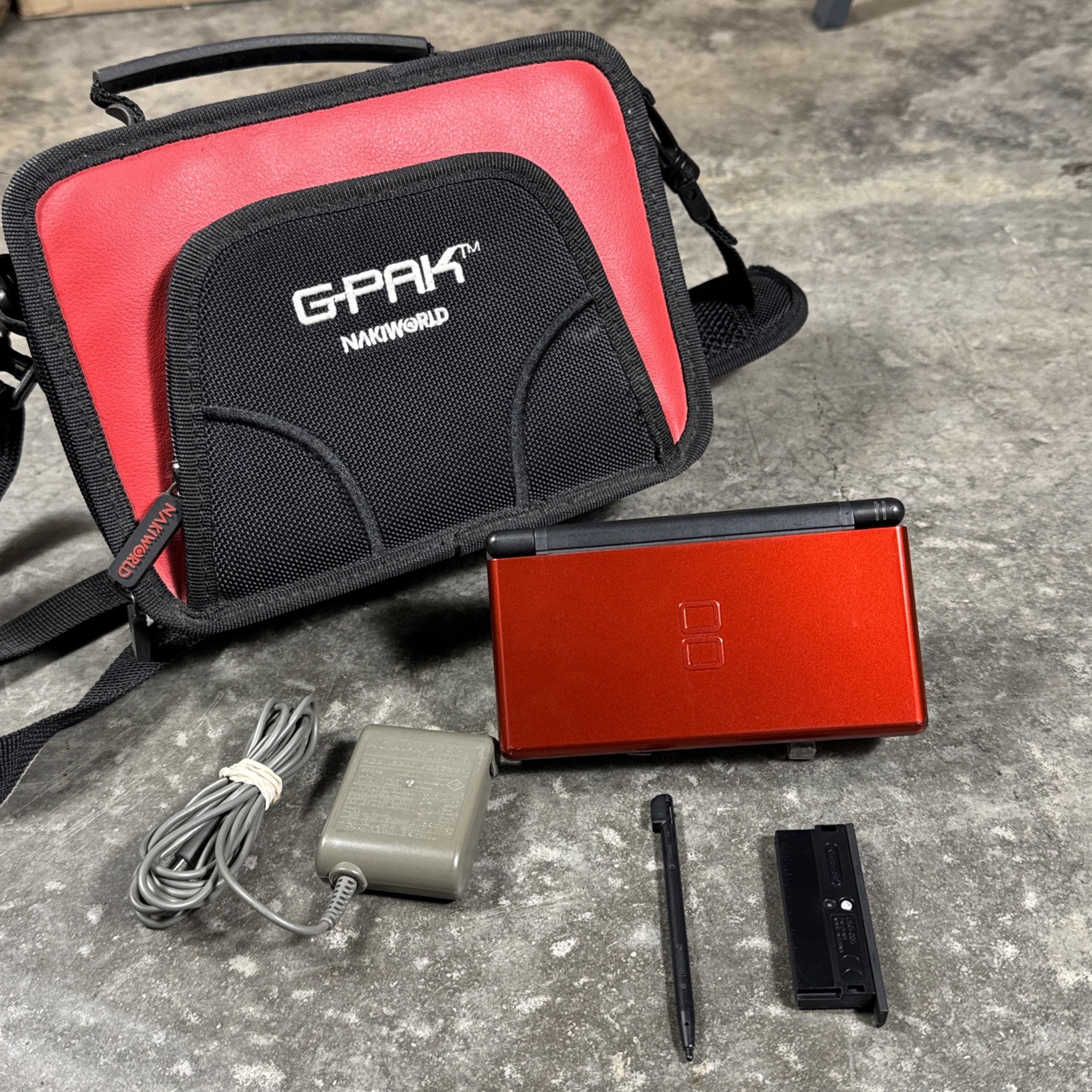 Nintendo DS Lite Handheld Console (USG-001) Red w/ OEM Charger Stylus & Case