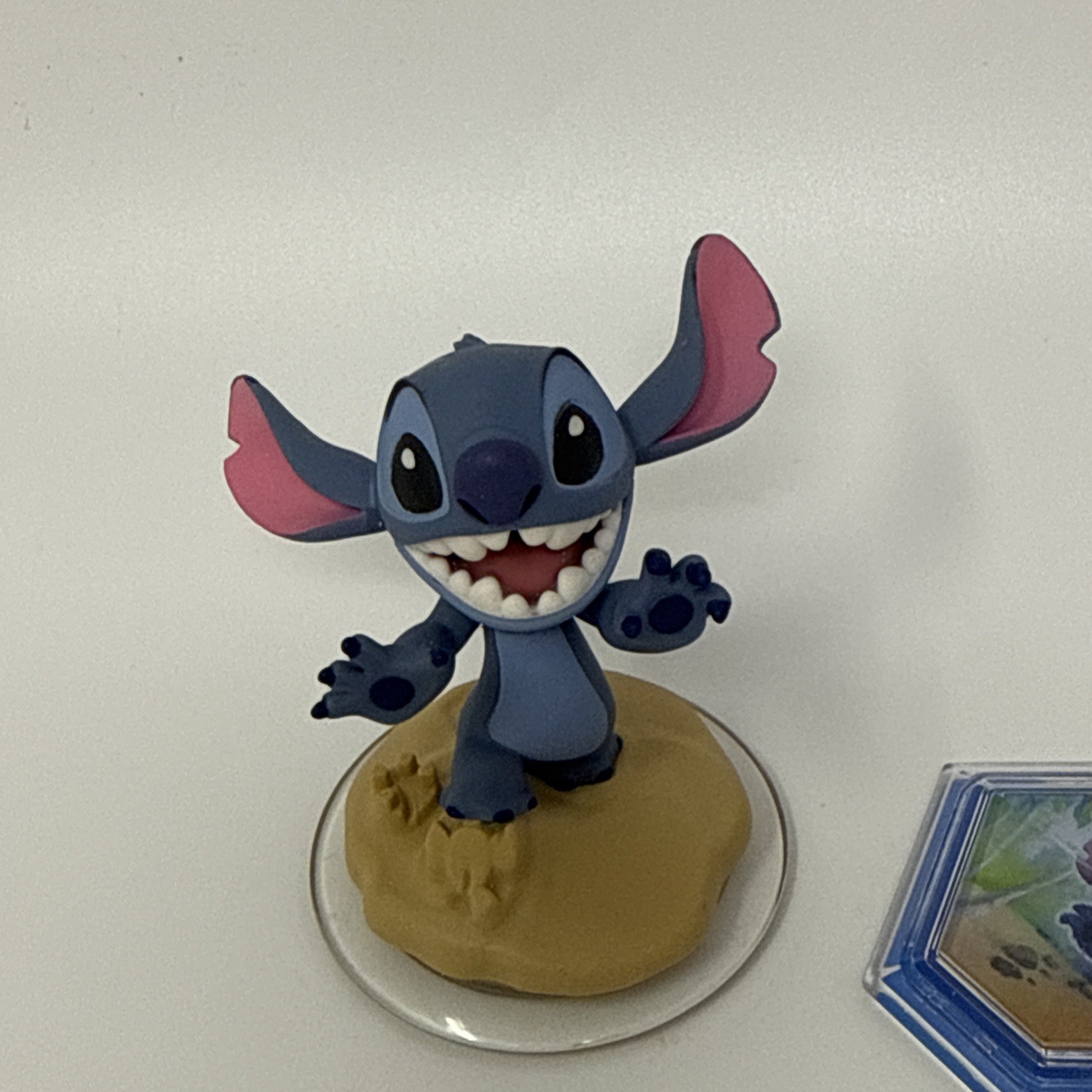 DISNEY INFINITY 2.0 Stitch Figure Character Game Piece With Power Disc
