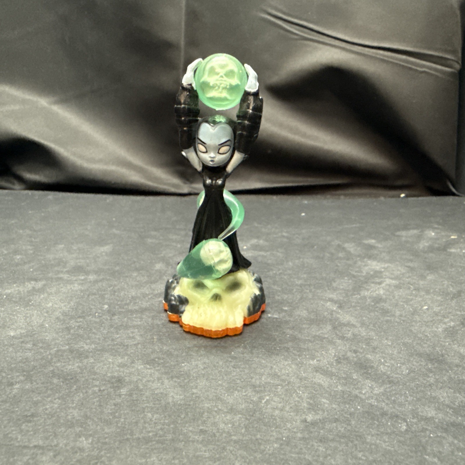 Skylanders Giants Series 2 Hex Undead Toy Figure