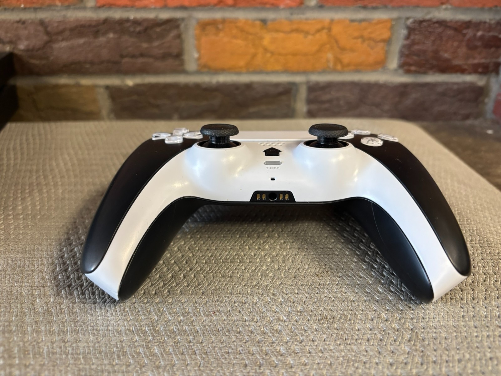 Sony PlayStation 4 – CUH-1215A