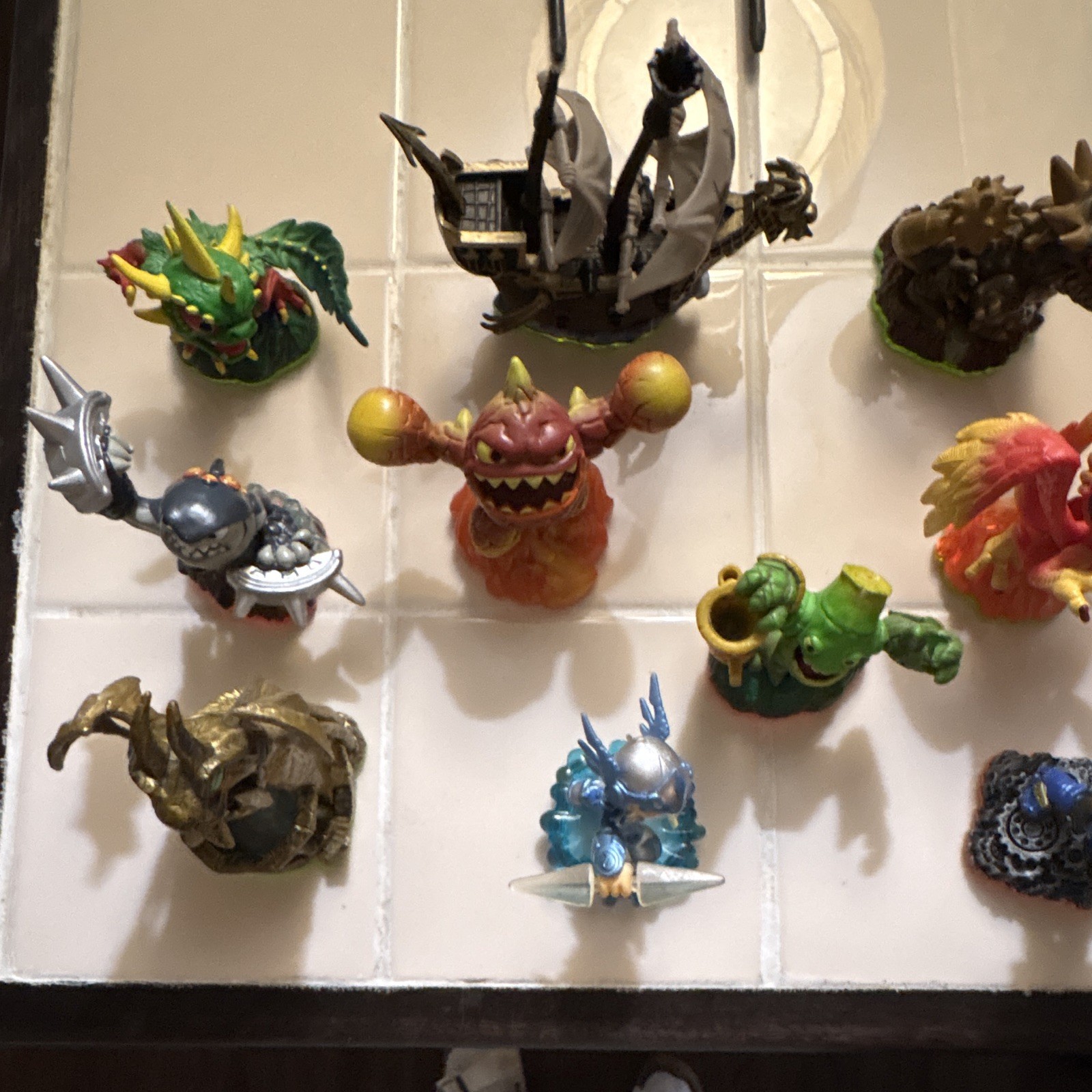 Skylanders Character Figure Lot – Toys-to-Life Mixed Figures