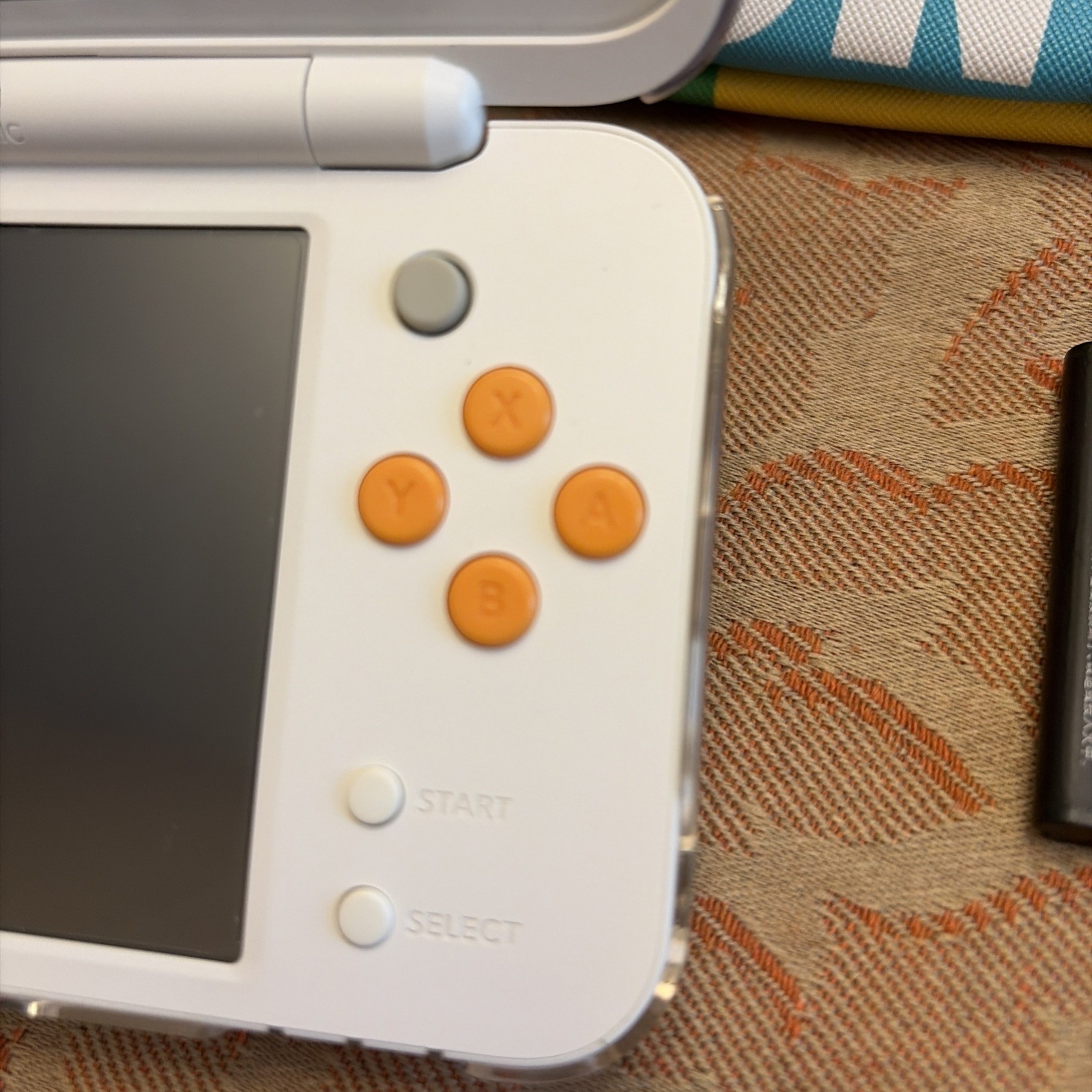 New Nintendo 2DS XL Region Free w/ Charger Stylus Case | White Orange |