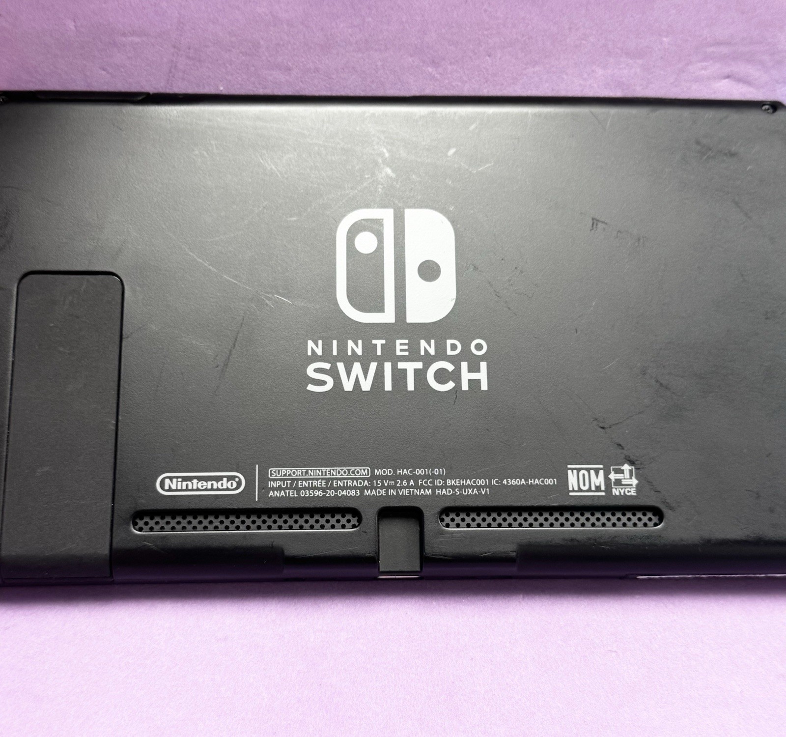 *AS/IS WORKING* Nintendo Switch HAC-001 Console w/Joy-Cons