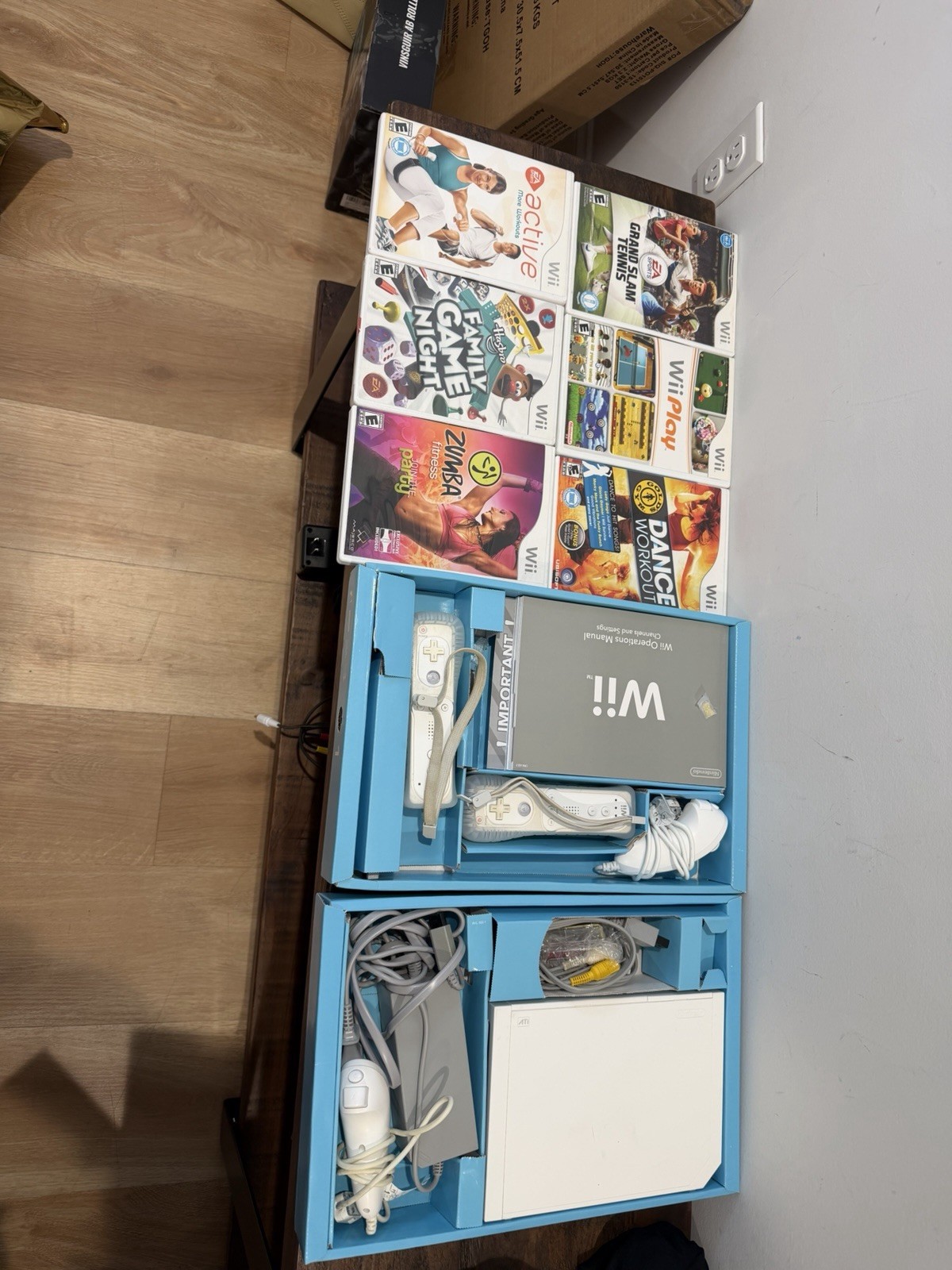 Nintendo Wii Console Bundle Complete in Box – 2 Remotes, Wii Sports & 6 Games