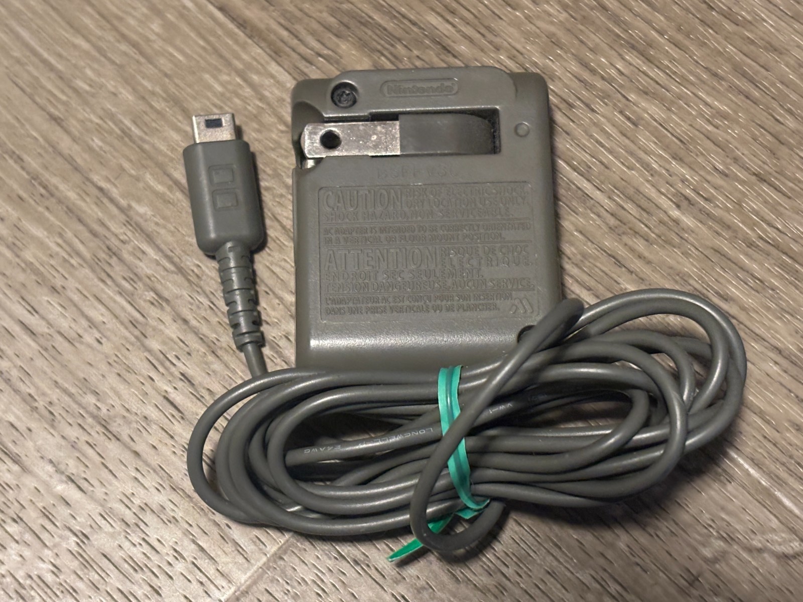 Nintendo DS Lite Charger OEM Official Cable Cord USG-002 Tested