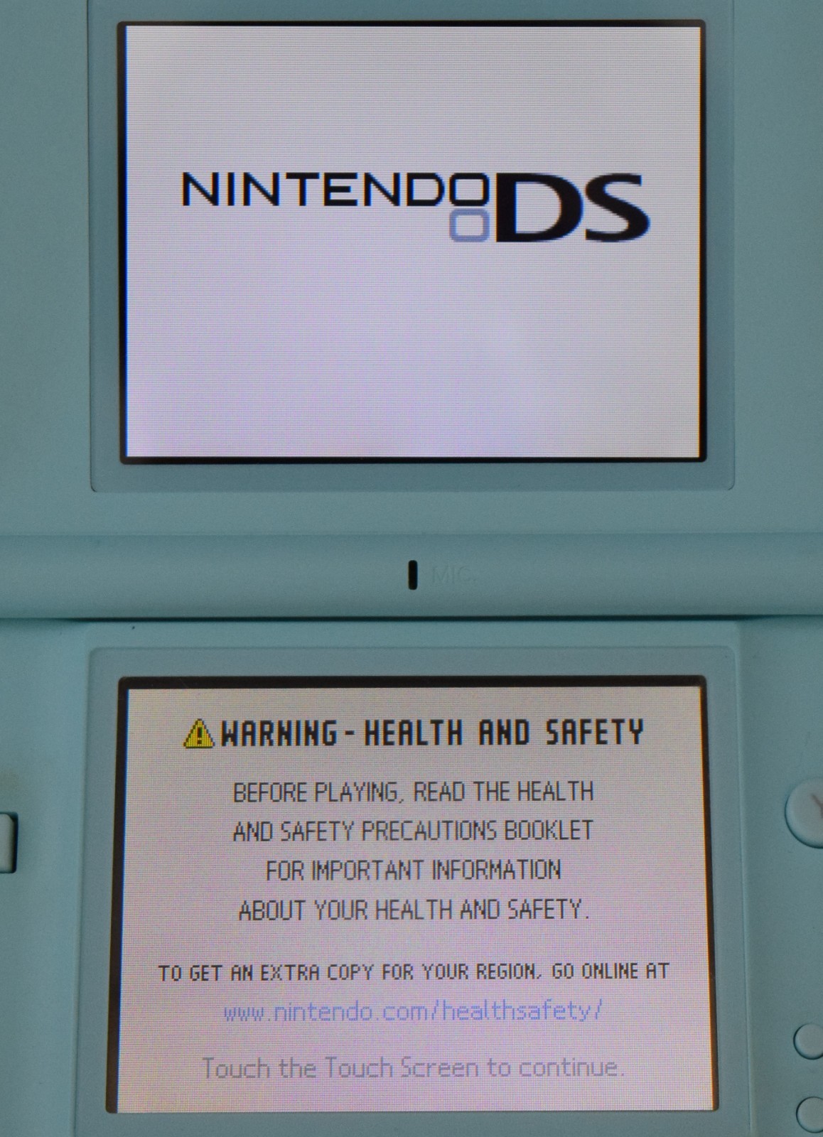 [Read] Nintendo DS Lite Ice Blue Handheld Console Region Free tested Working