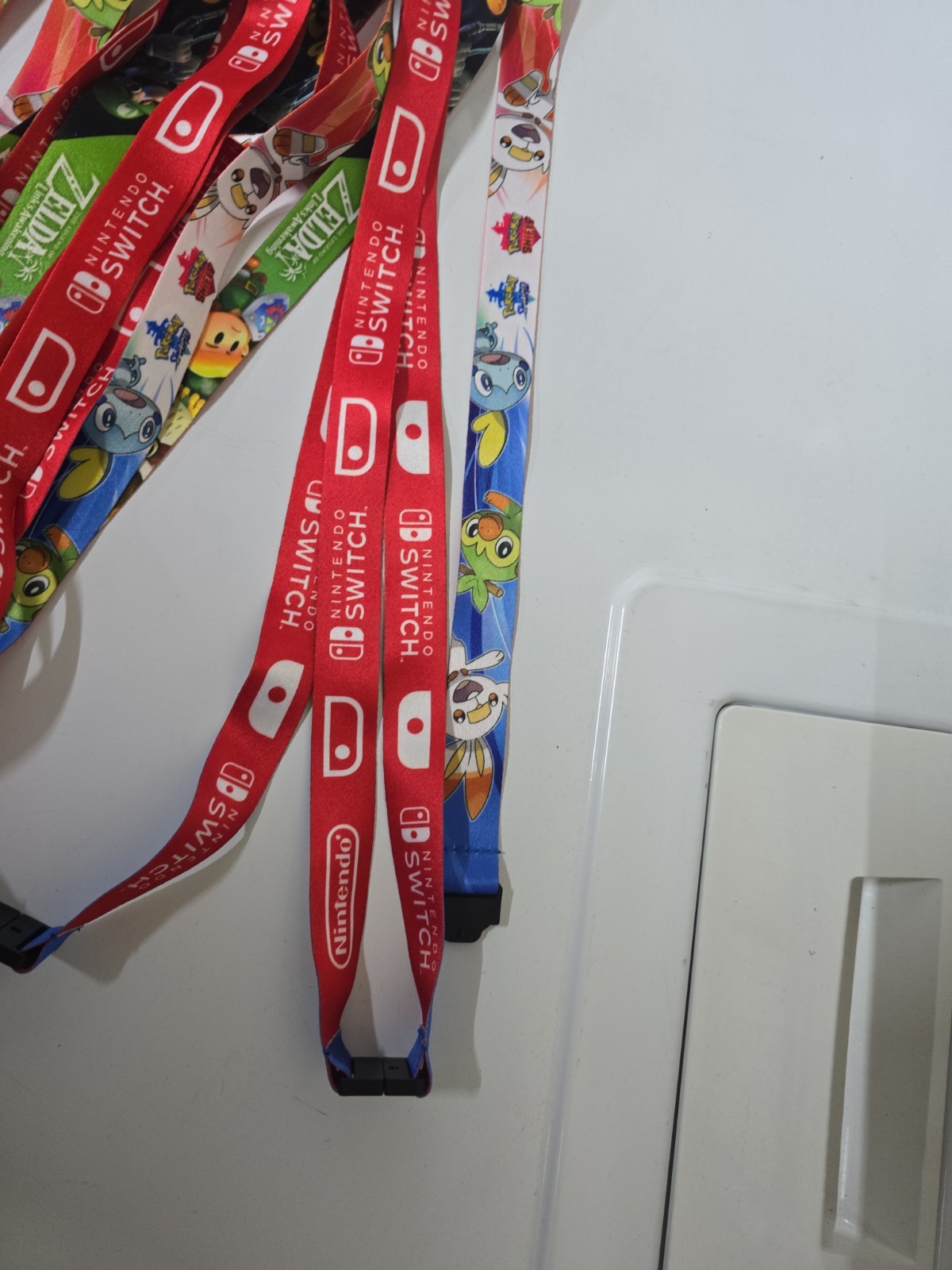 Set Of 10 Luigi,Zelda ,Pokemon Nintendo Switch 2019 E3 Expo Lanyard