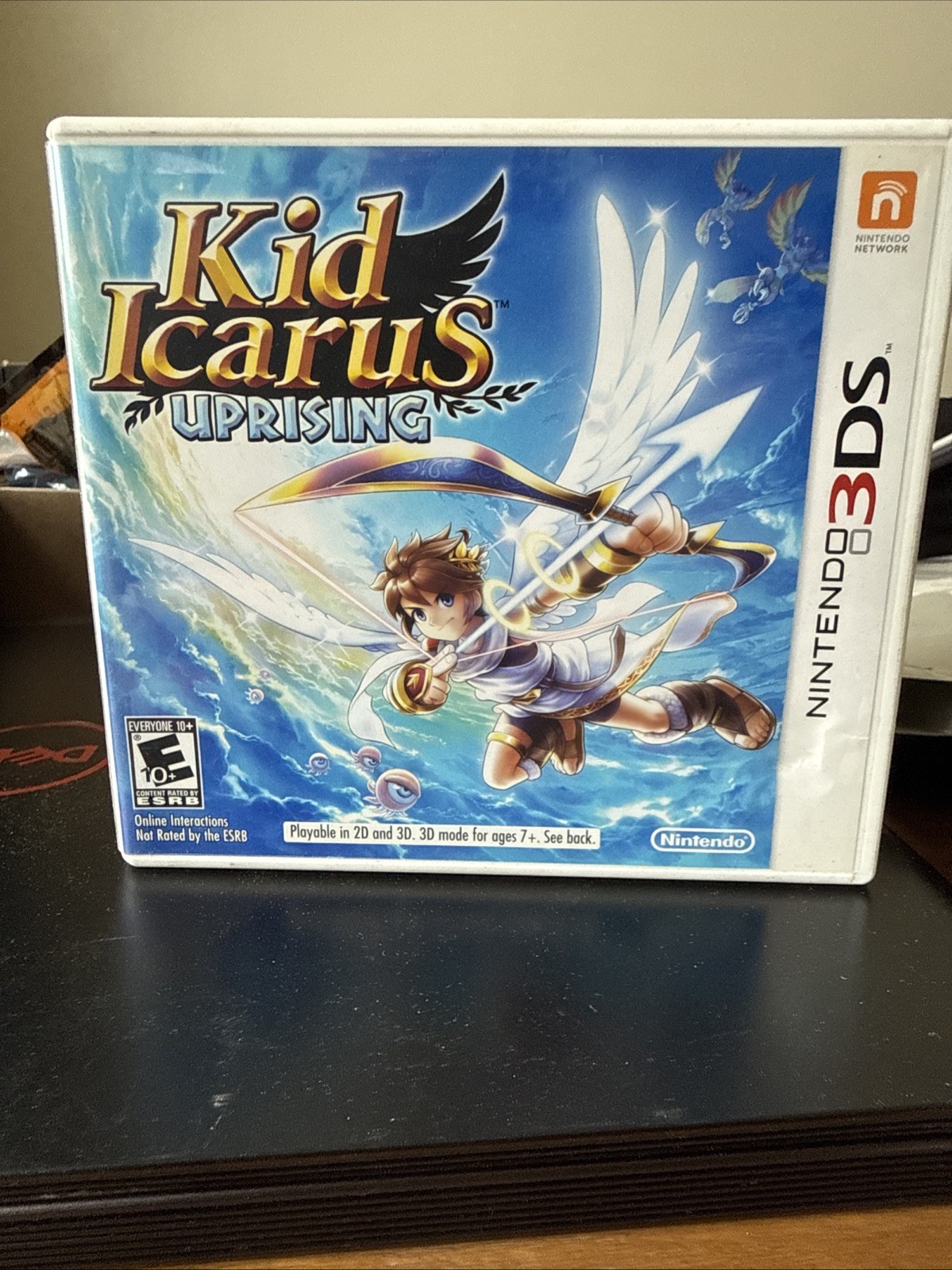 Nintendo 3DS Kid Icarus Uprising Case, AR Cards, Insert, 3DS Stand and Box