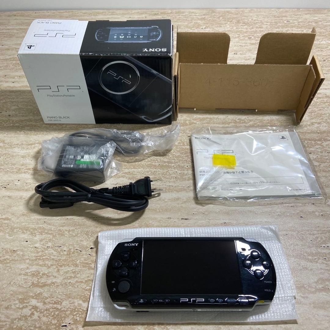 Sony PSP 3000 Piano Black Complete in Box Near Mint 6747