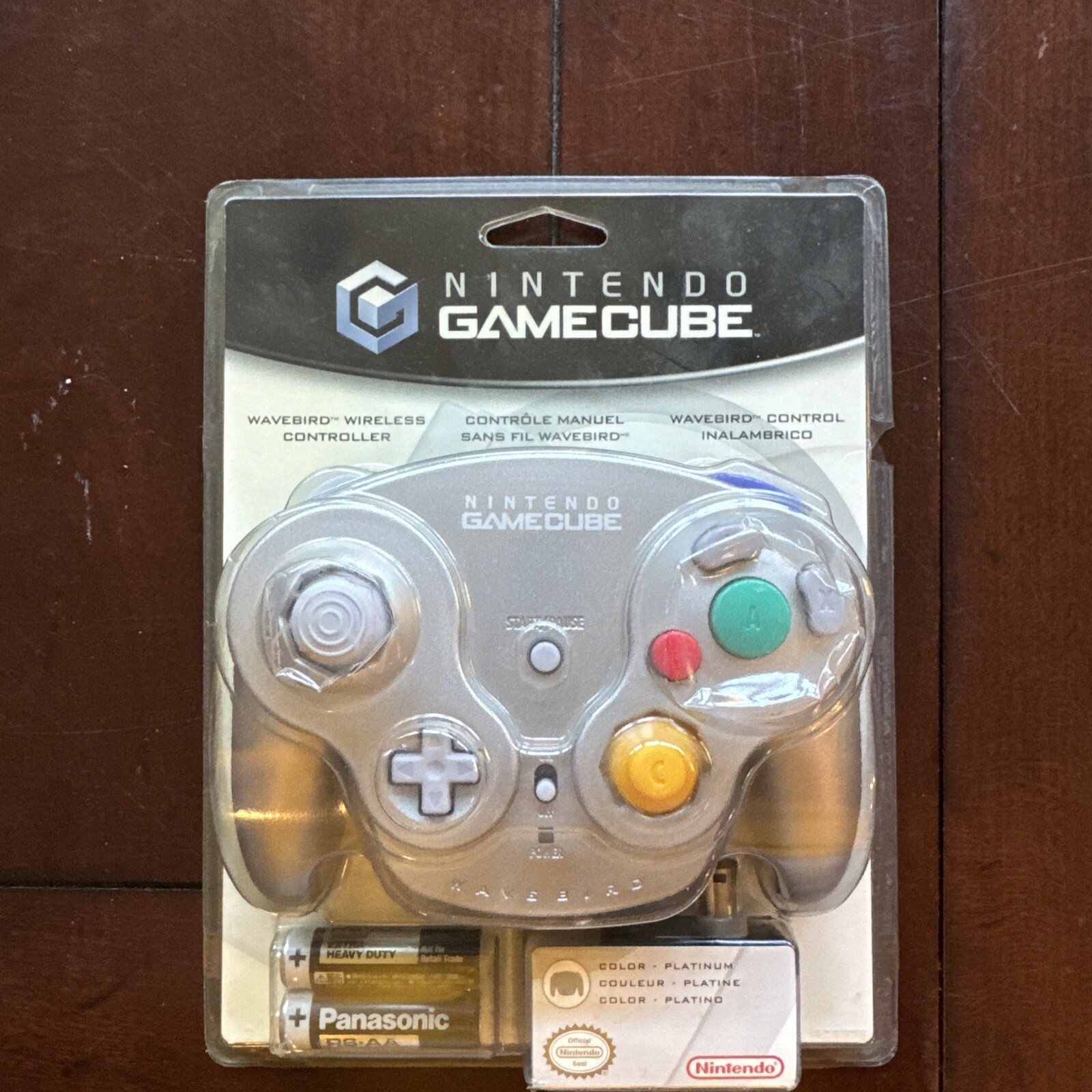 Nintendo GAMECUBE WAVEBIRD Wireless Controller PLATINUM Genuine Factory Sealed