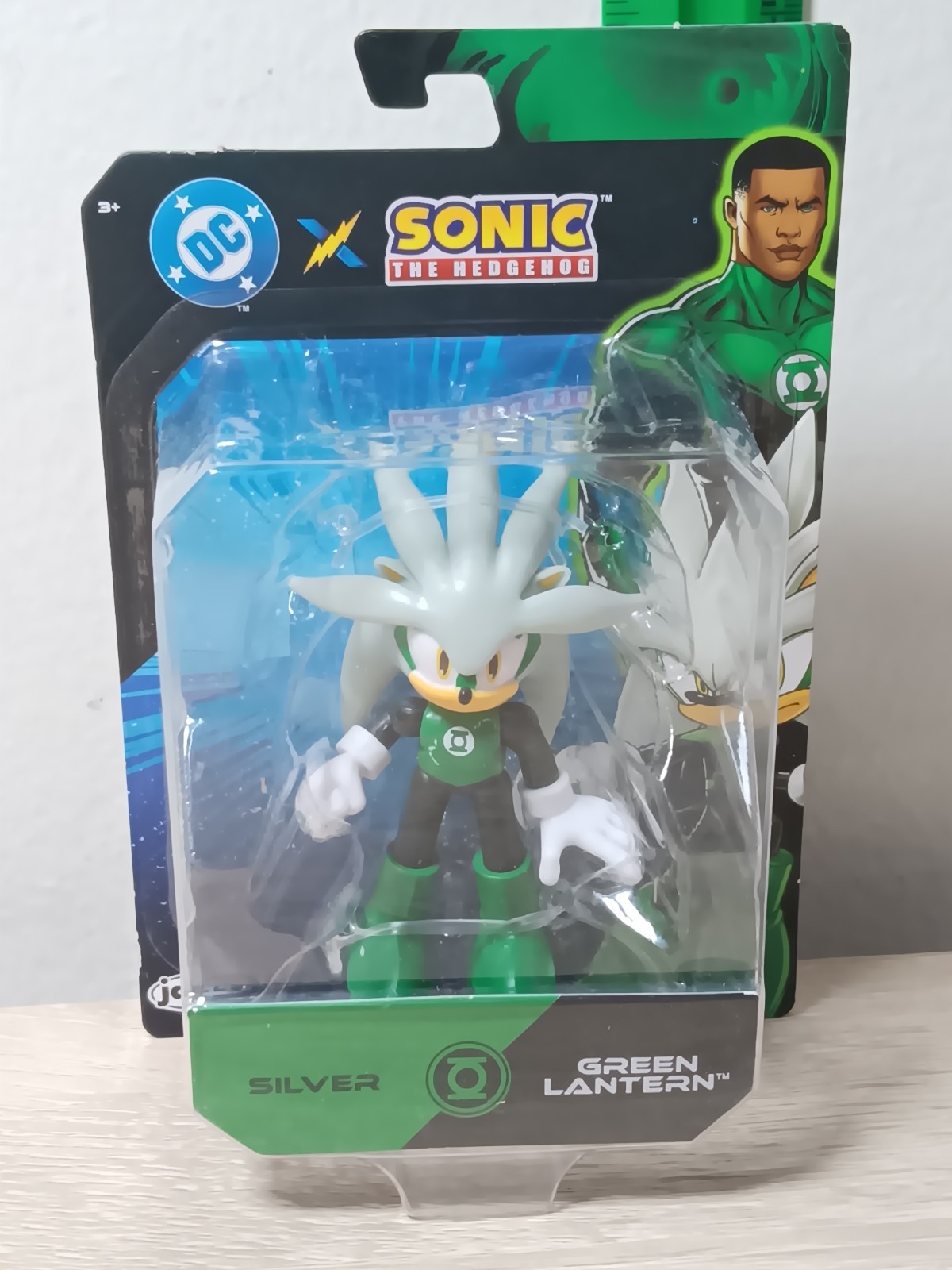 2.5″ KNUCKLES SUPERMAN + SILVER GREEN LANTERN Sonic the Hedgehog DC Comics Jakks