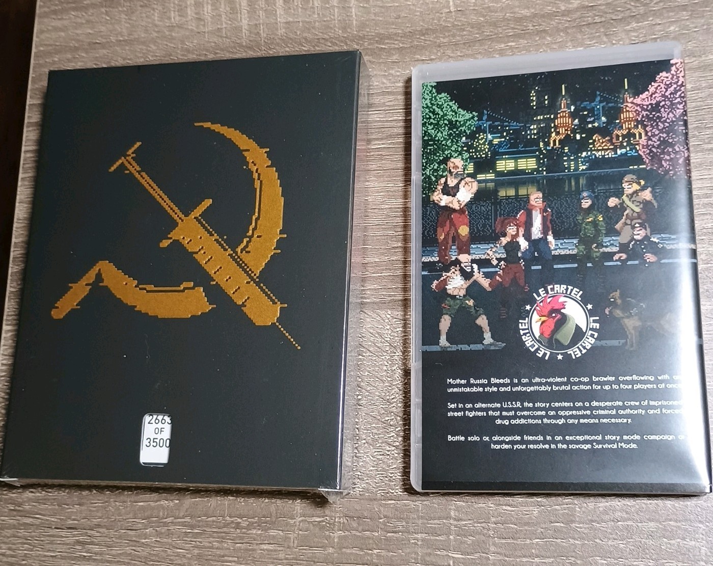Mother Russia Bleeds Switch Special Reserve numbered 2663/3500 w/ Extra Case