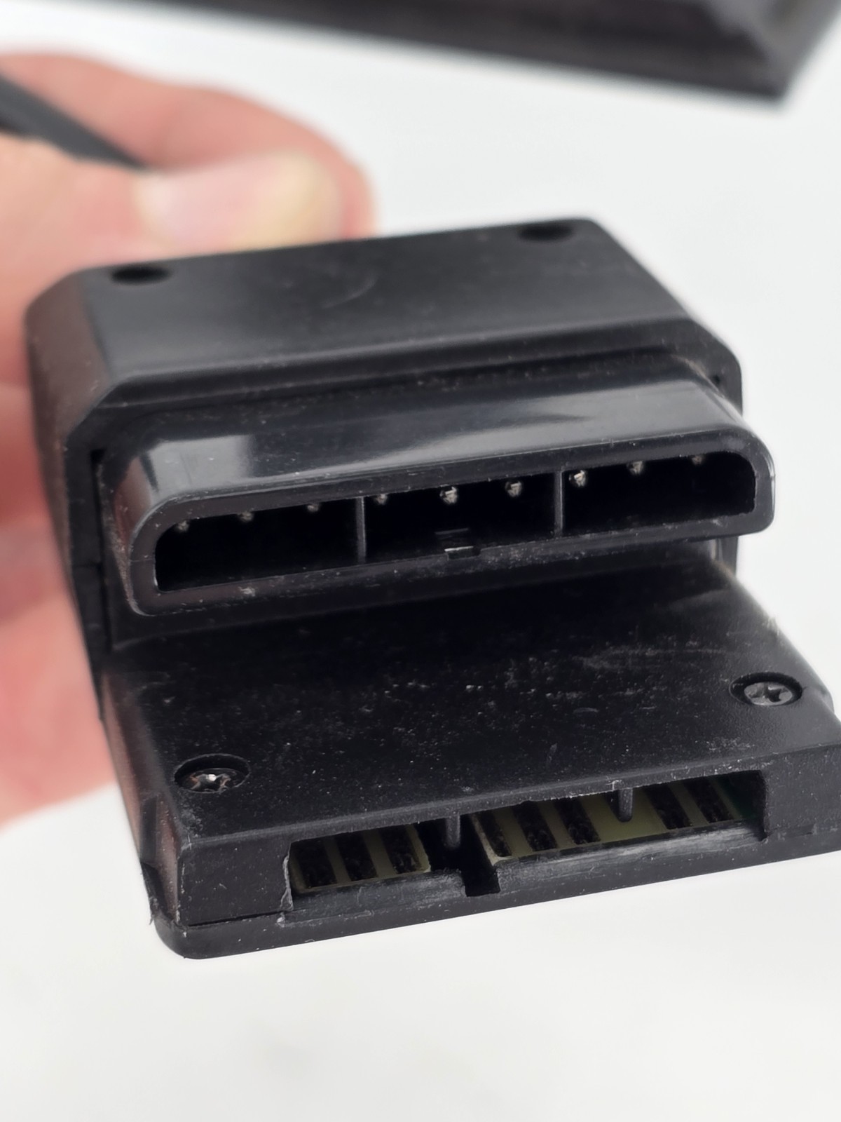 Naki – Platform Multi-Tap Vertical Stand Sony PlayStation 2 PS2 4 Player – Works