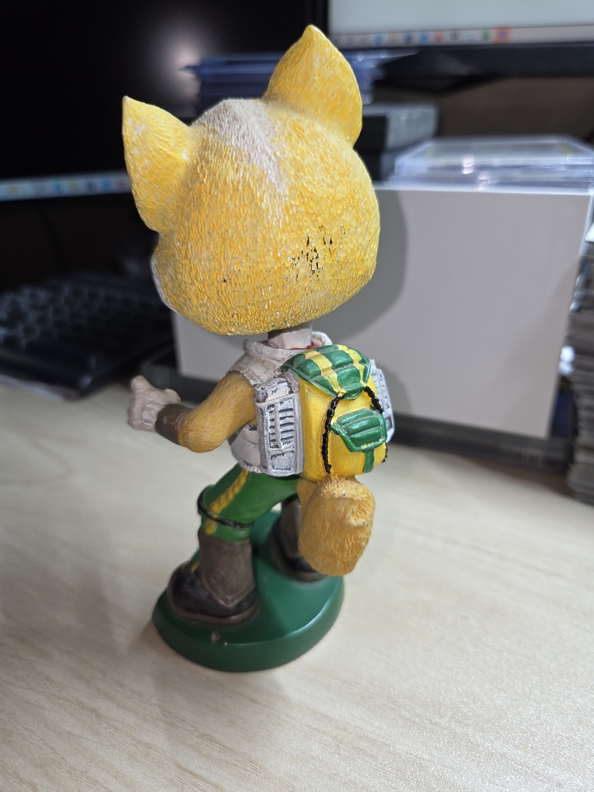 2002 Nintendo STARFOX Adventures Bobblehead Limited Edition – Broken fingers!