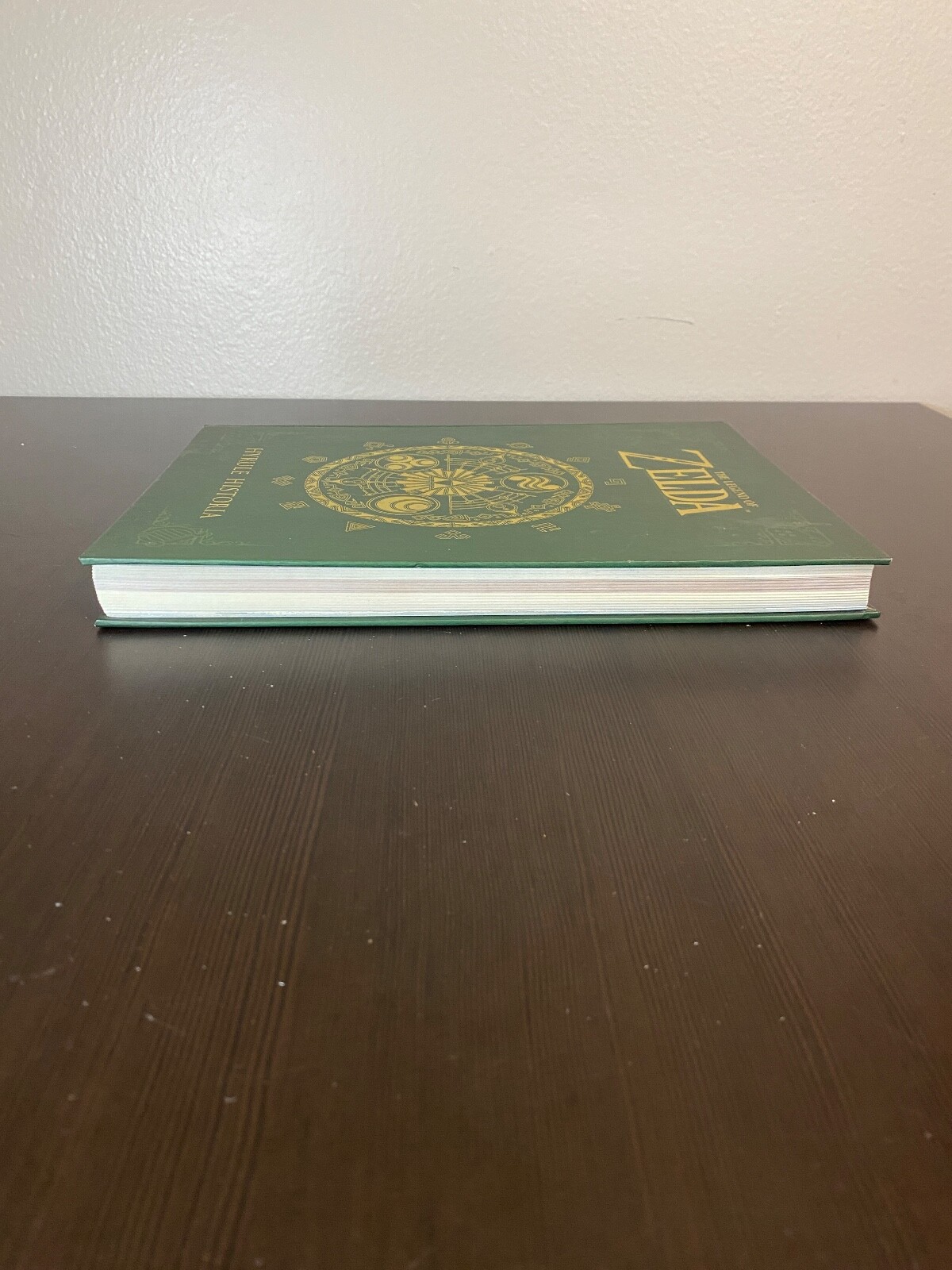 Nintendo The Legend Of Zelds Hyrule Historia Hardcover Book Dark Horse Books