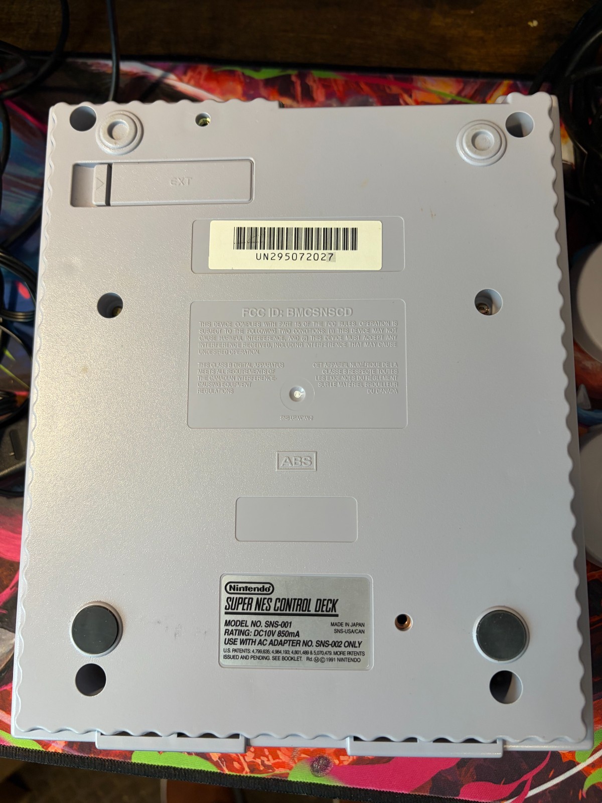 SNES 2400166 Home Console with Super Mario World