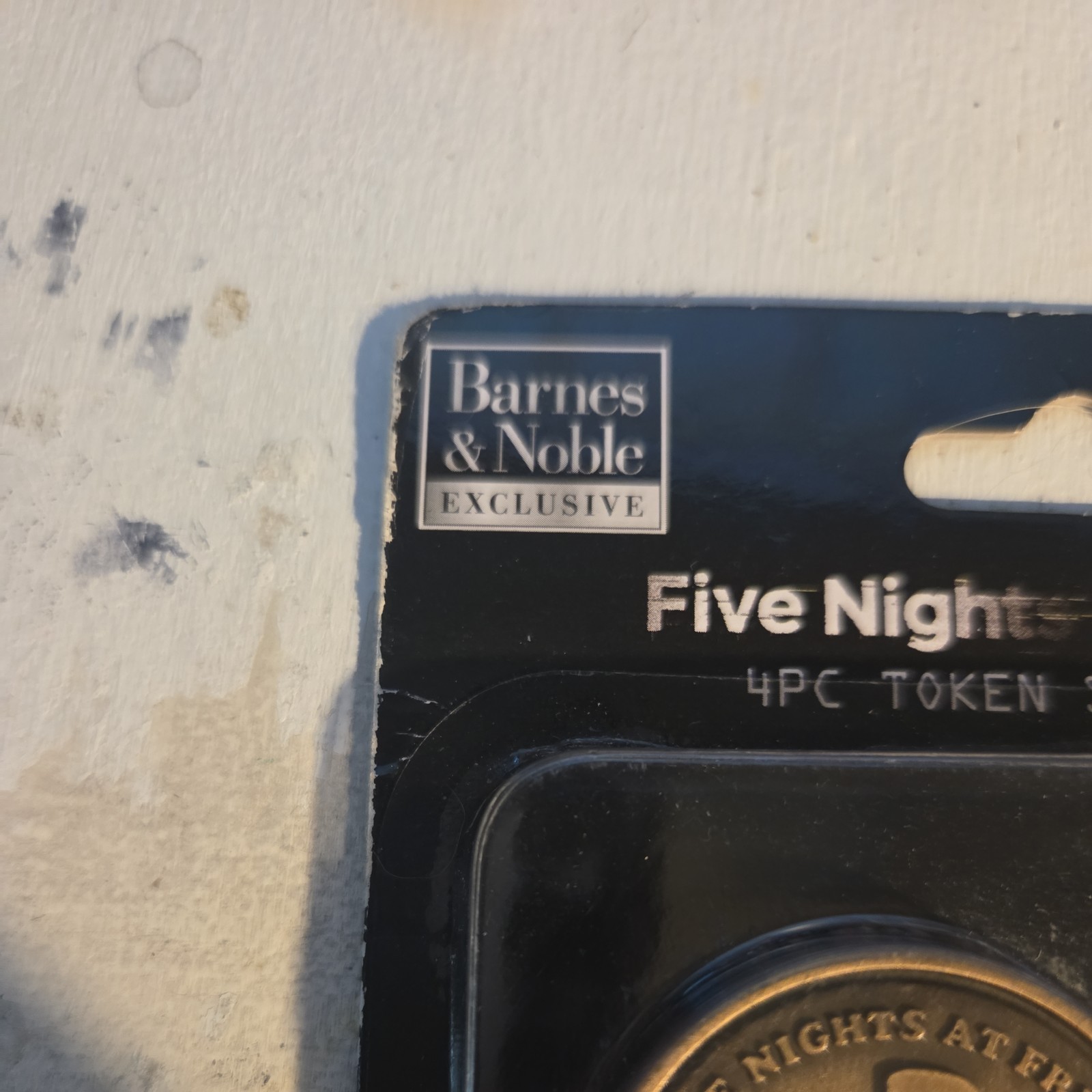 Five Nights at Freddy’s 2016 Arcade Token Set with Pouch Barnes & Noble- Sealed