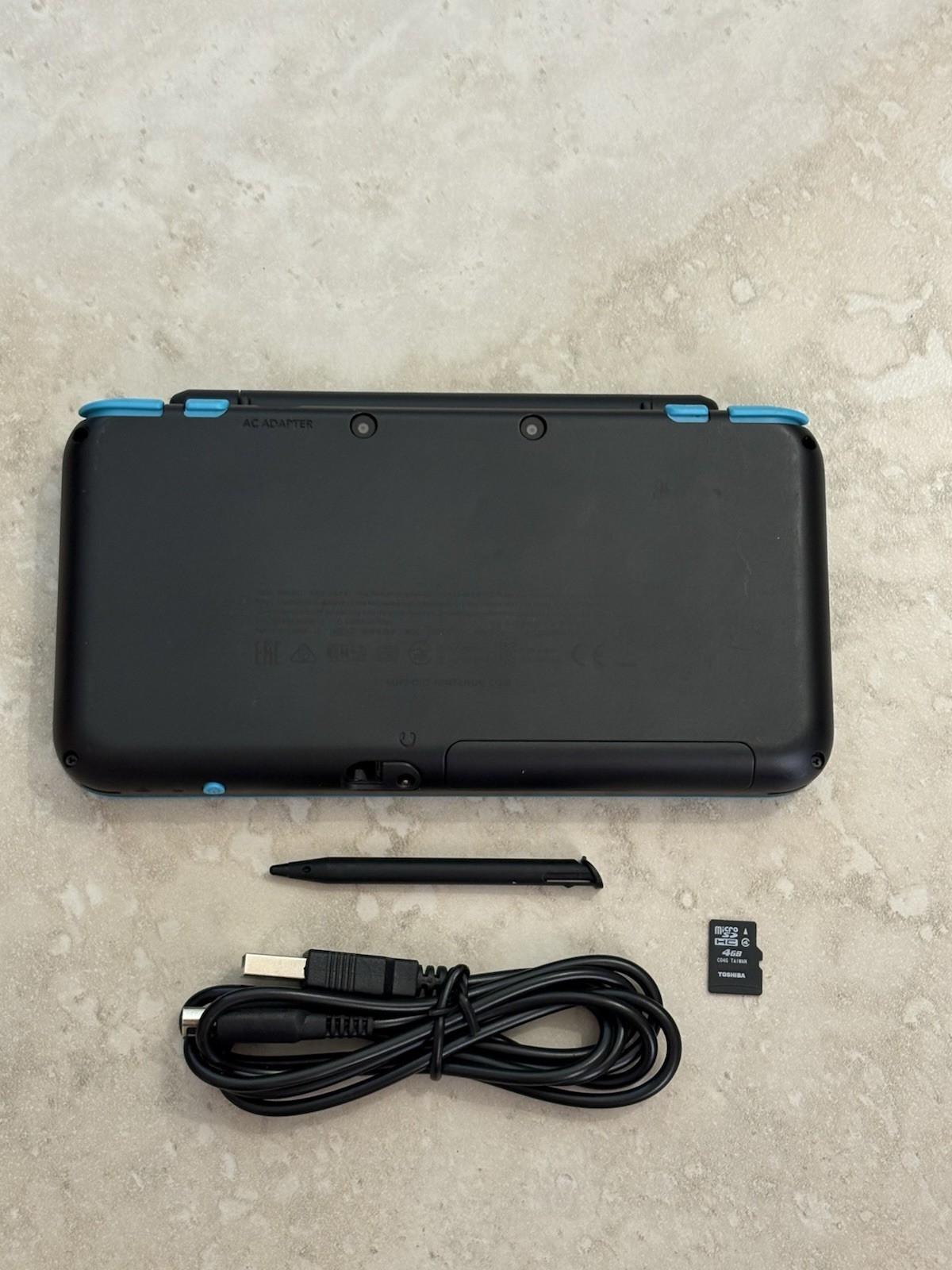Nintendo New 2DS LL XL – Tested & Working – Excellent Condition – US Seller
